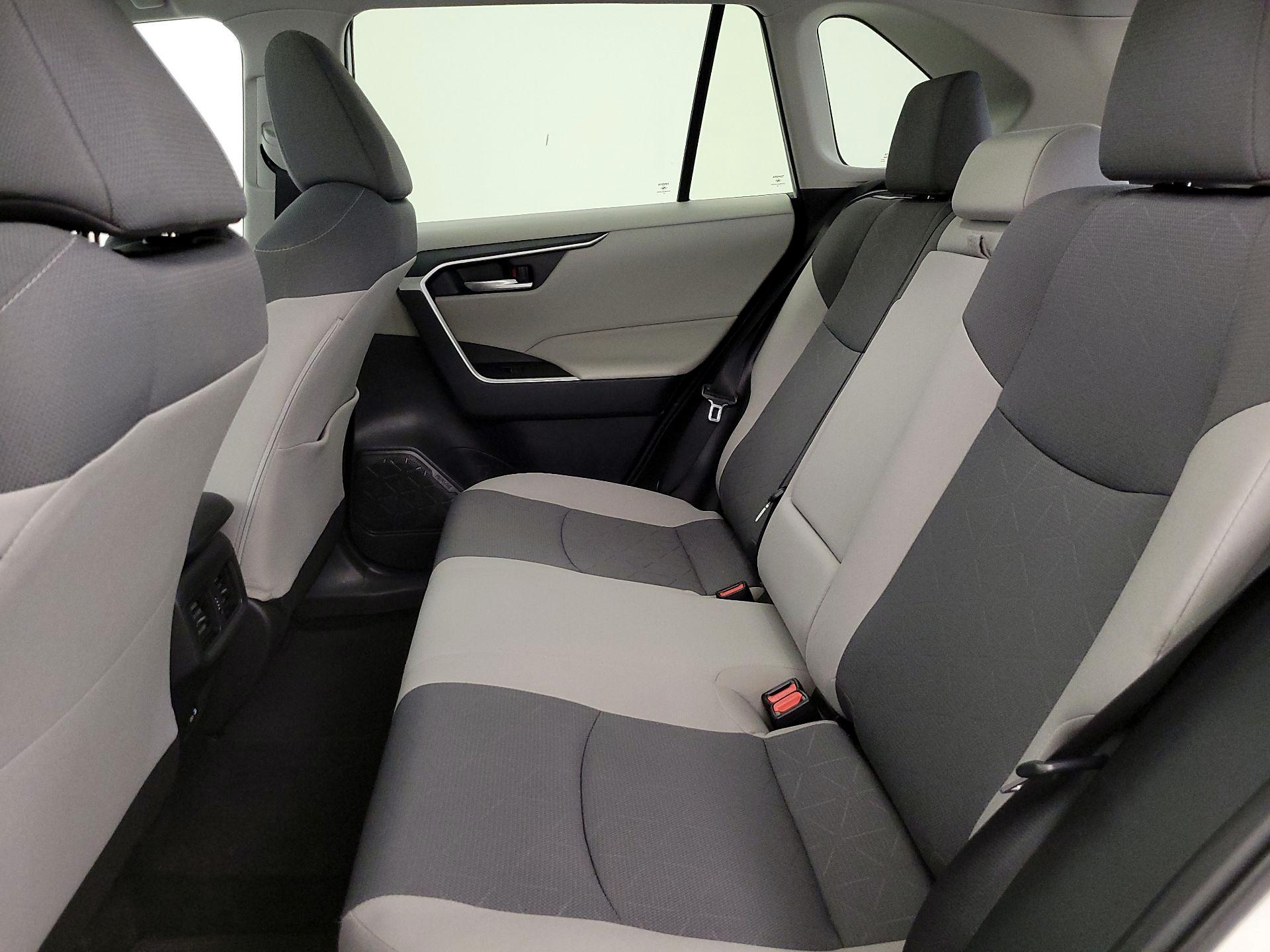 Thumbnail: 2024 Toyota RAV4 - 20