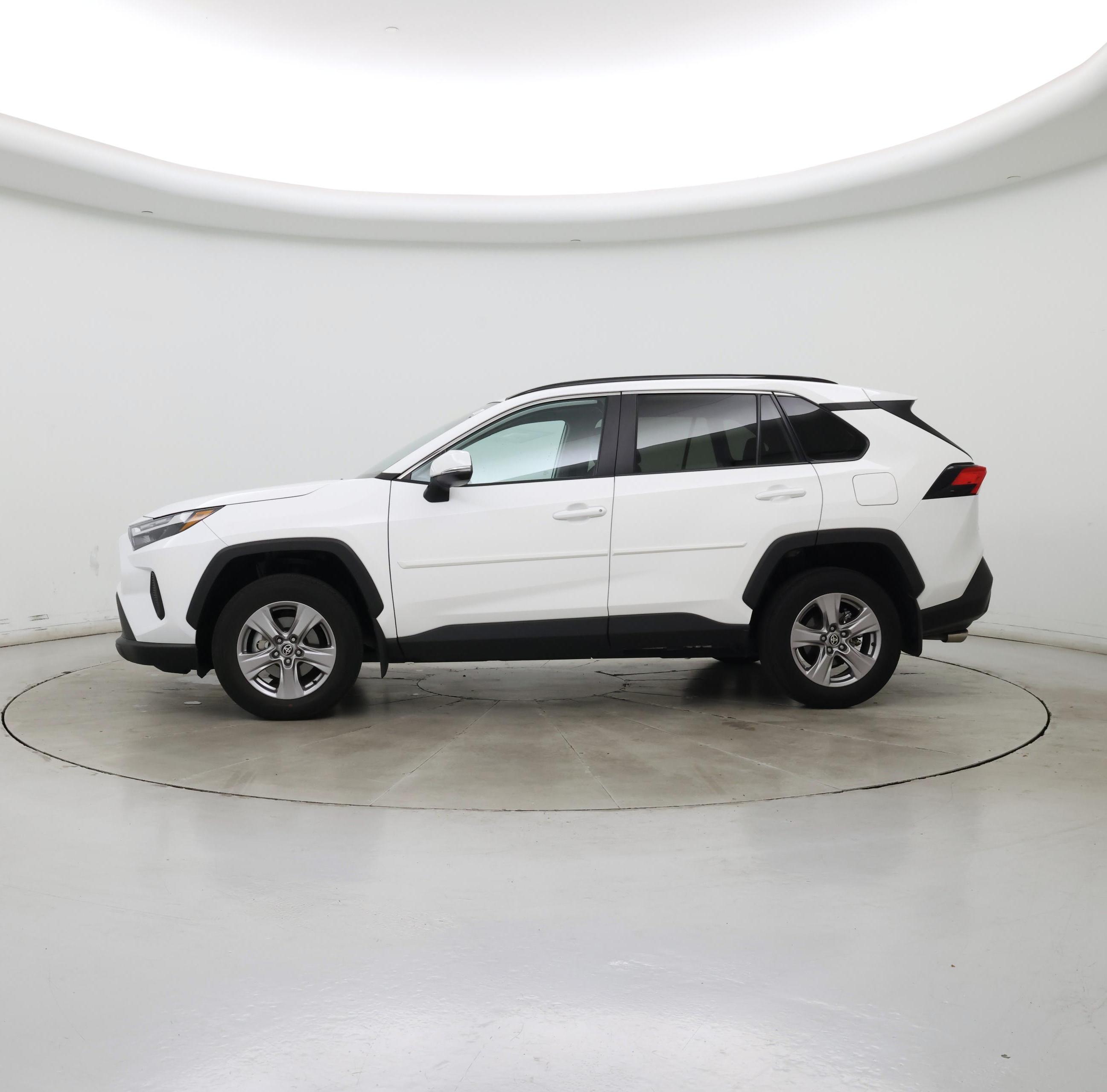 Thumbnail: 2024 Toyota RAV4 - 3