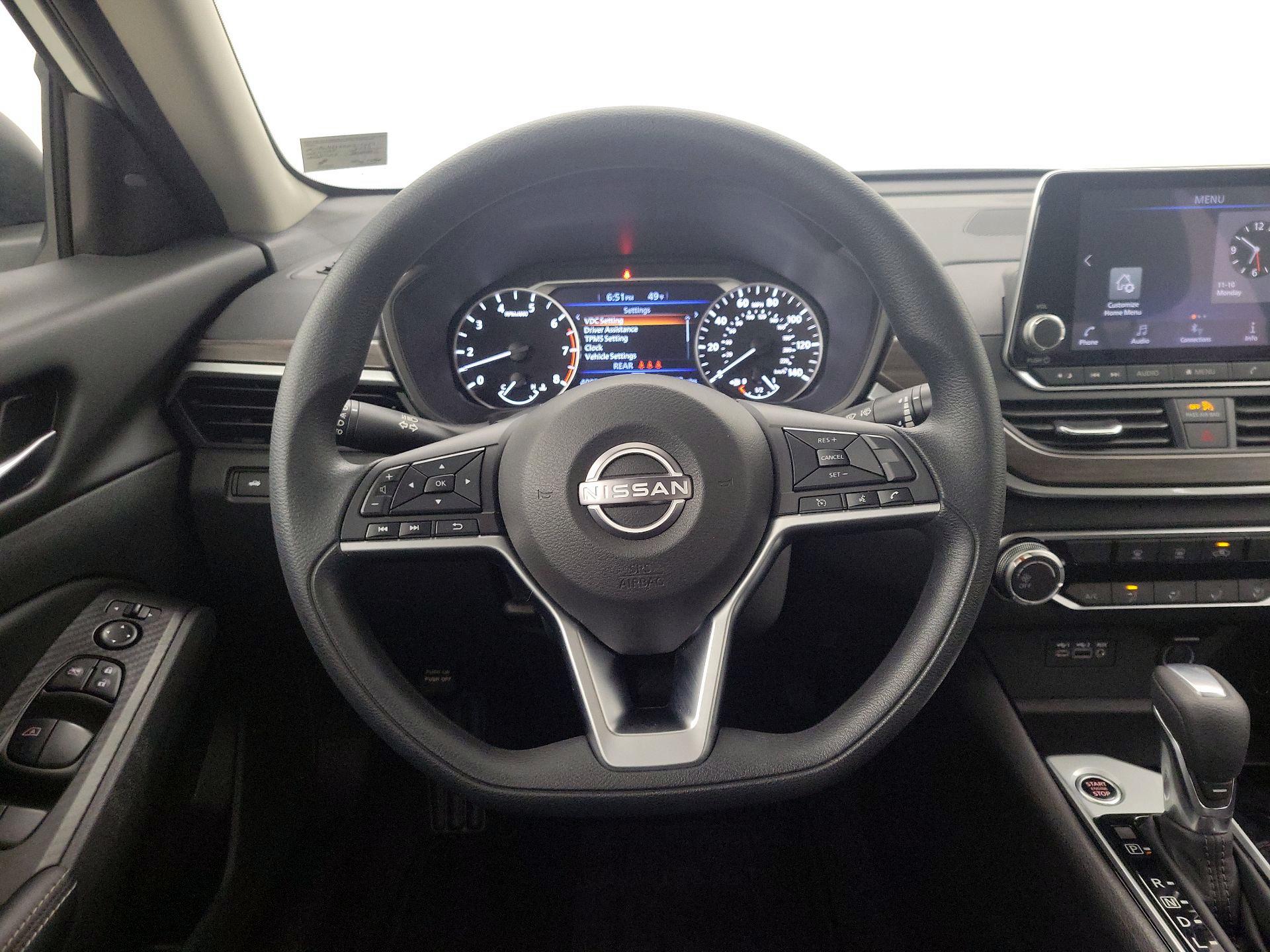 Thumbnail: 2024 Nissan Altima - 10