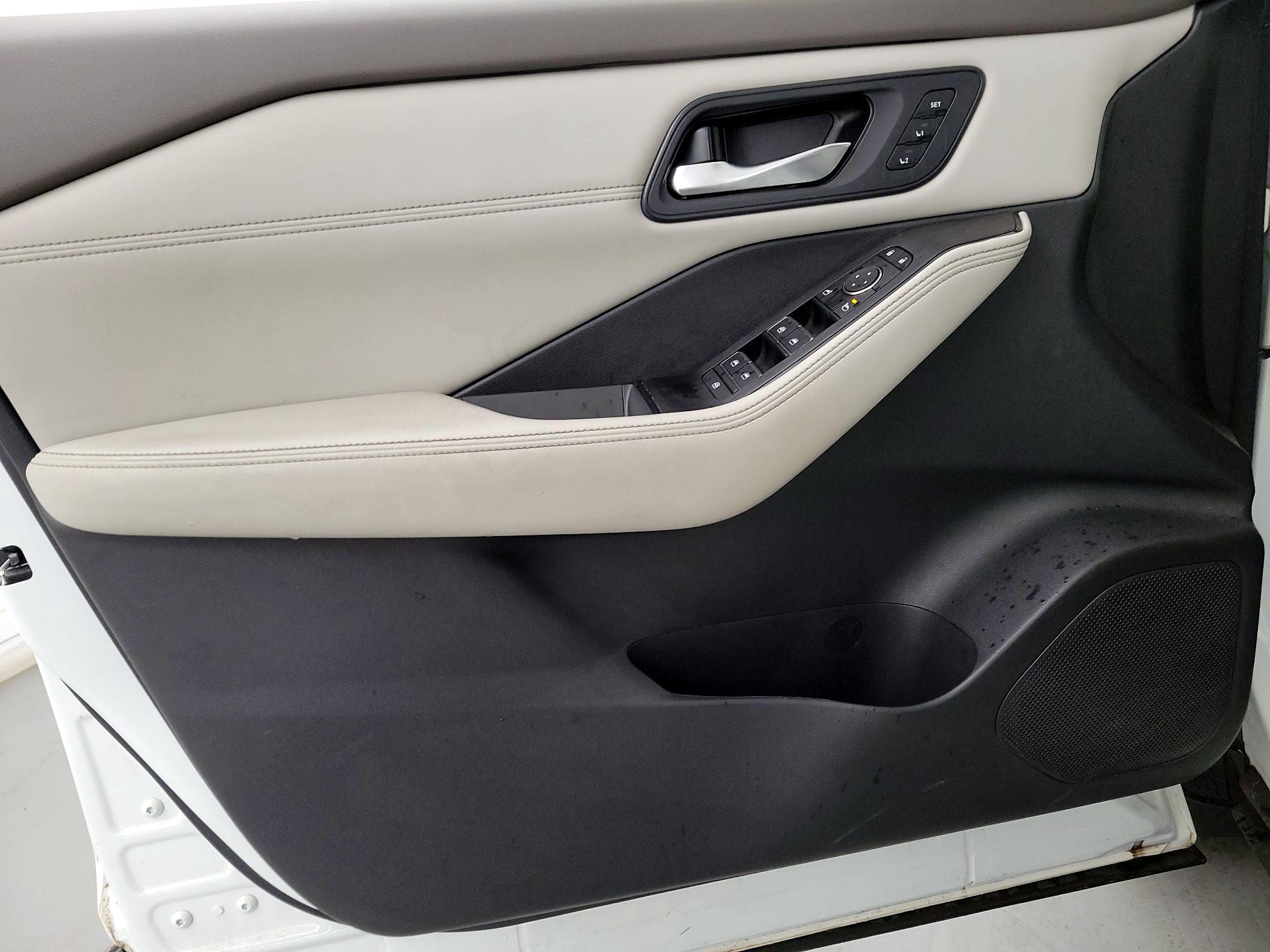 Thumbnail: 2023 Nissan Rogue - 12