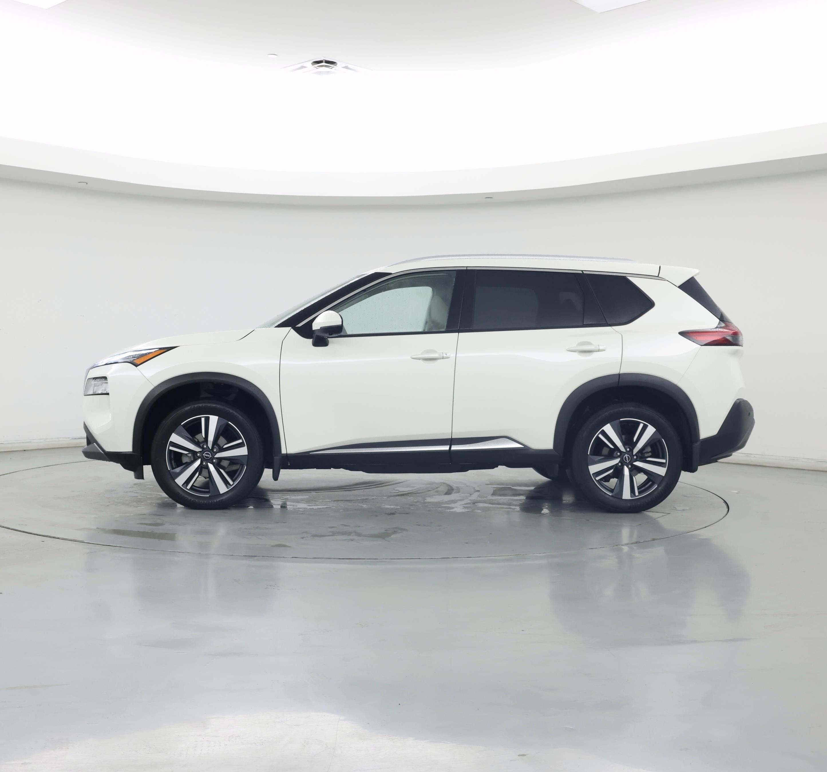 Thumbnail: 2023 Nissan Rogue - 3