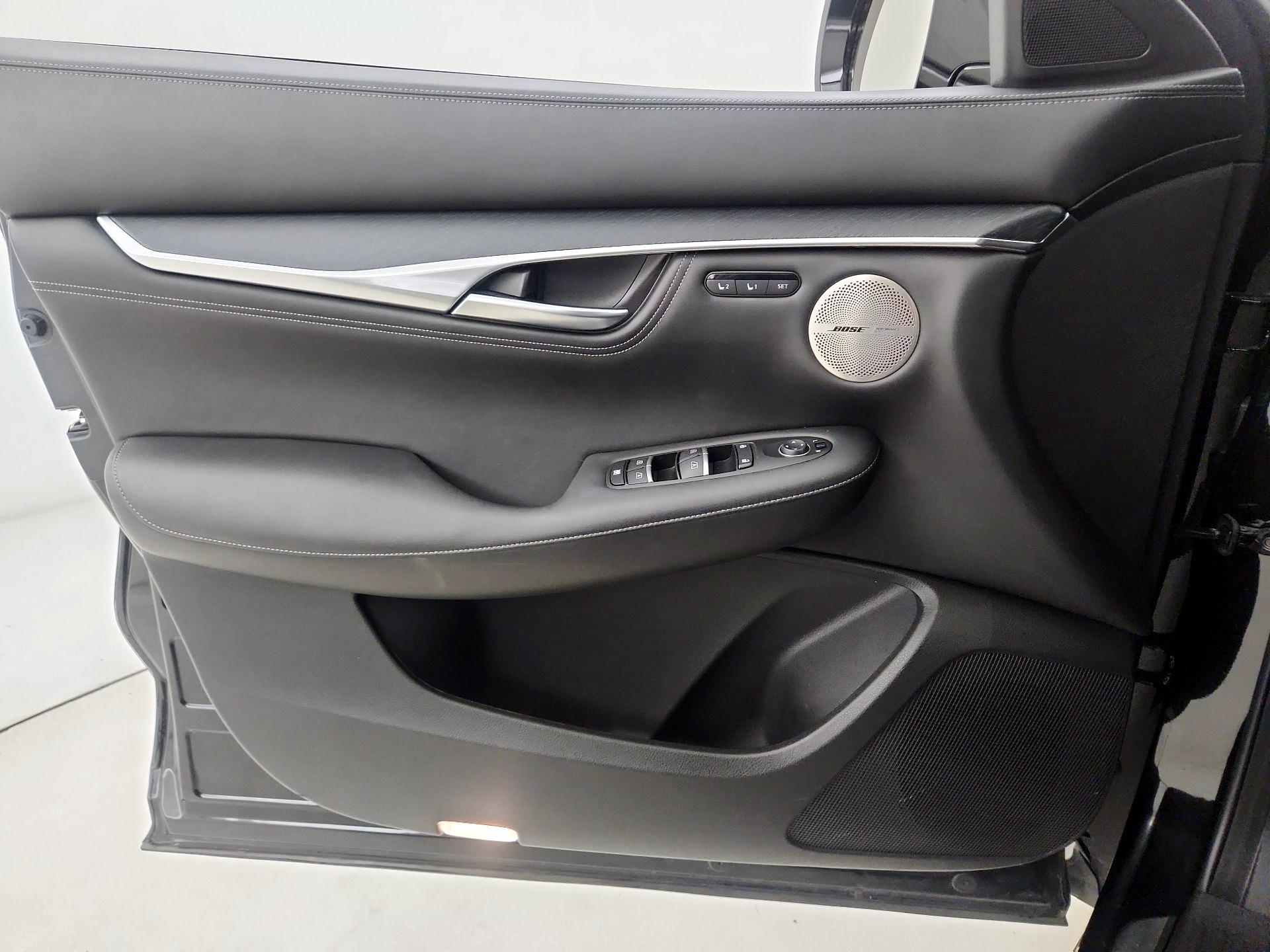 Thumbnail: 2022 INFINITI QX55 - 12