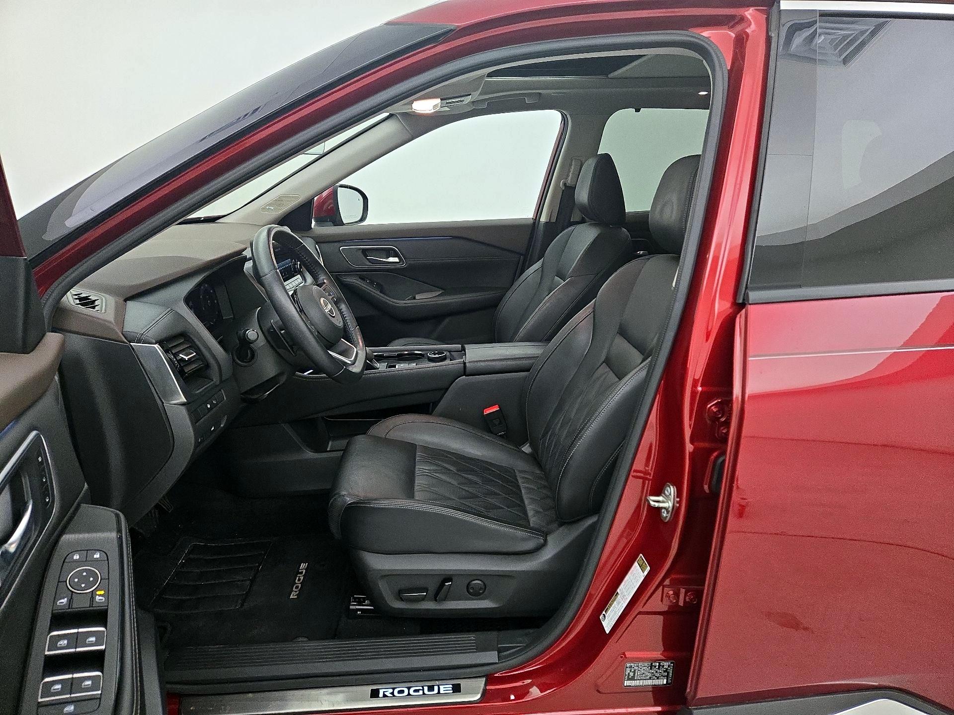 Thumbnail: 2023 Nissan Rogue - 11