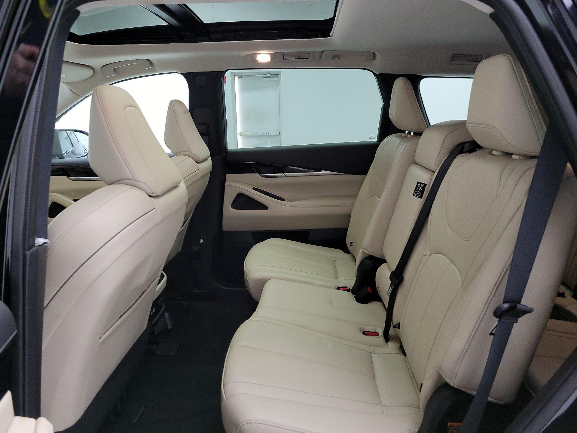 Thumbnail: 2024 INFINITI QX60 - 20