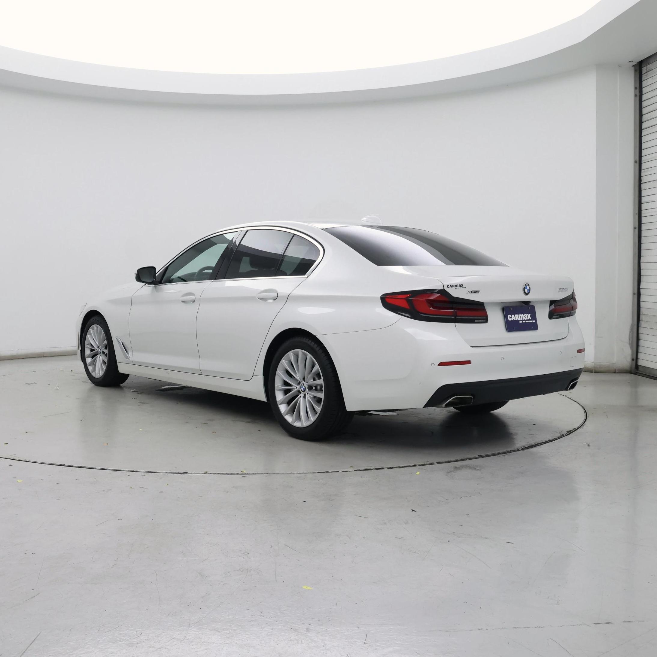 Thumbnail: 2022 BMW 5 Series - 2