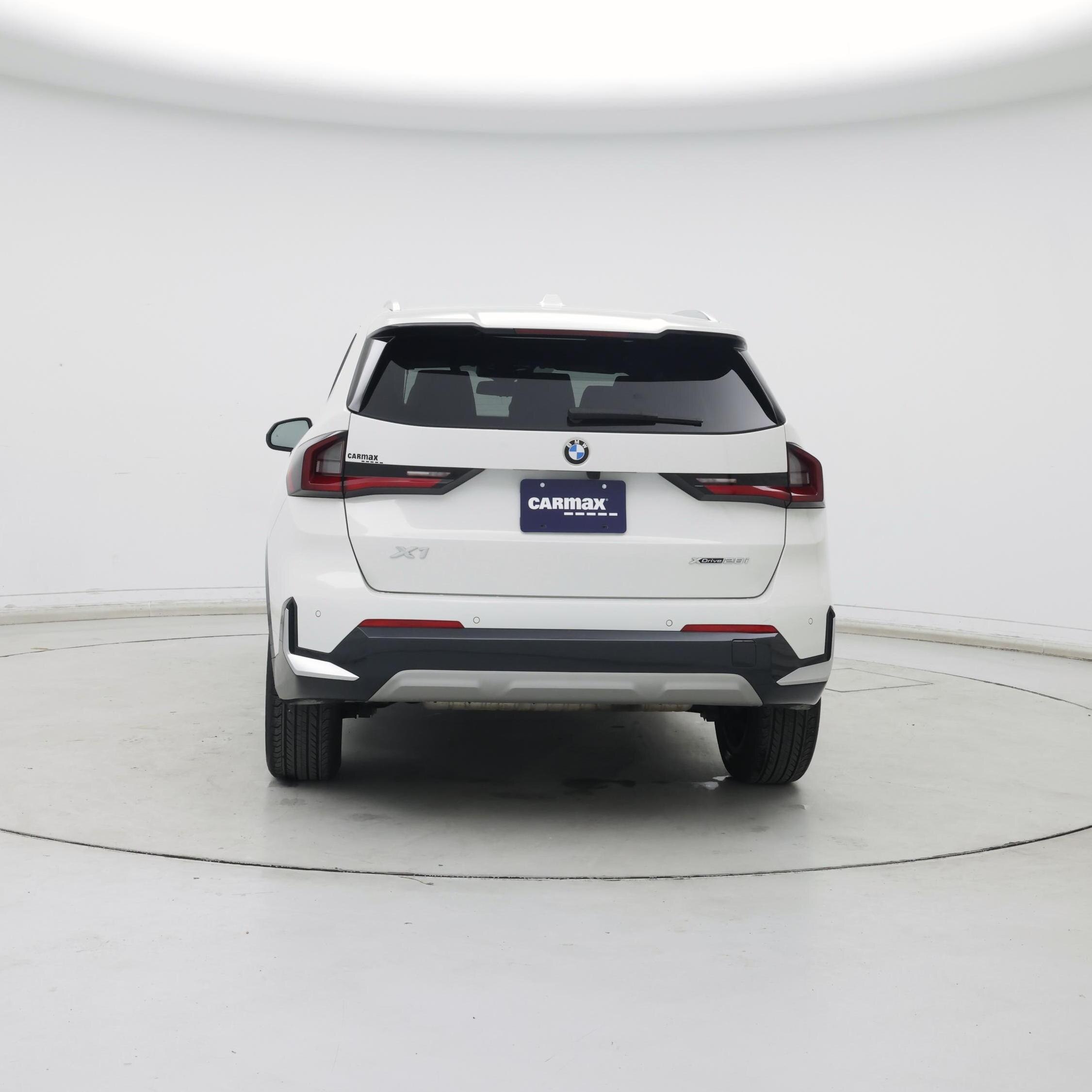 Thumbnail: 2023 BMW X1 - 6