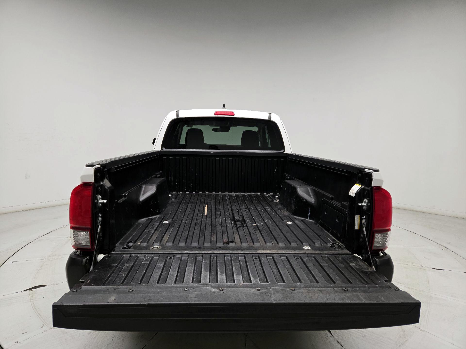 Thumbnail: 2023 Toyota Tacoma - 20