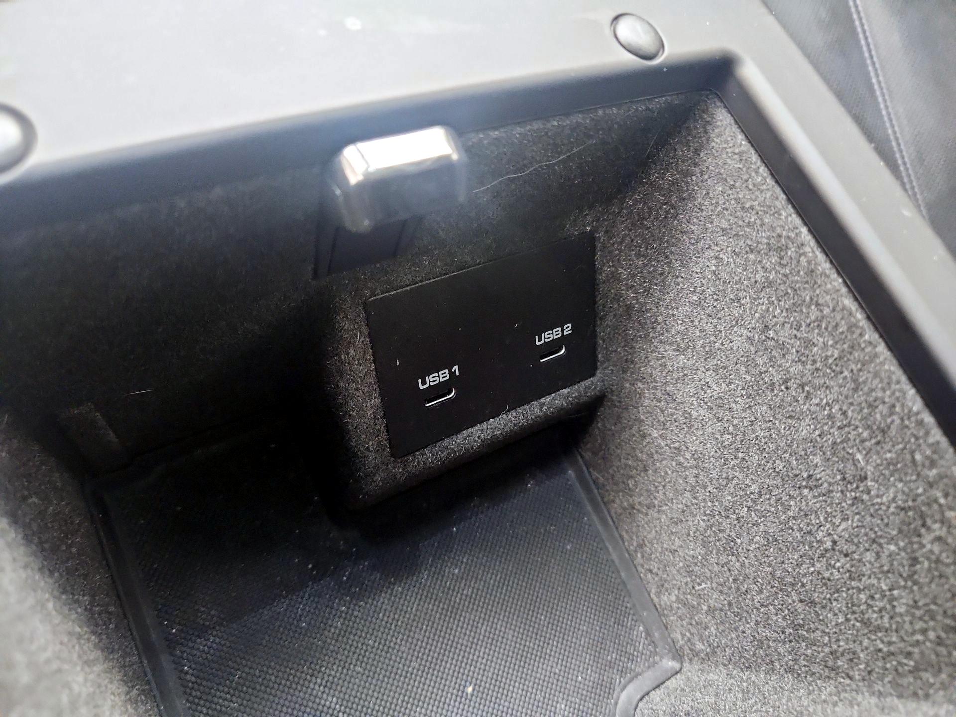 Thumbnail: 2022 Porsche Macan - 19