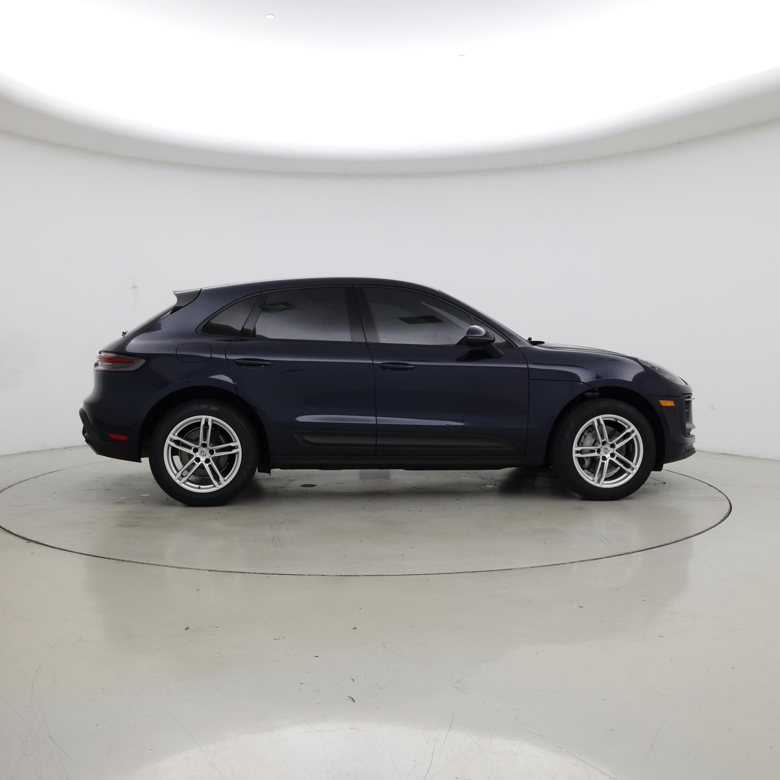 Thumbnail: 2022 Porsche Macan - 7