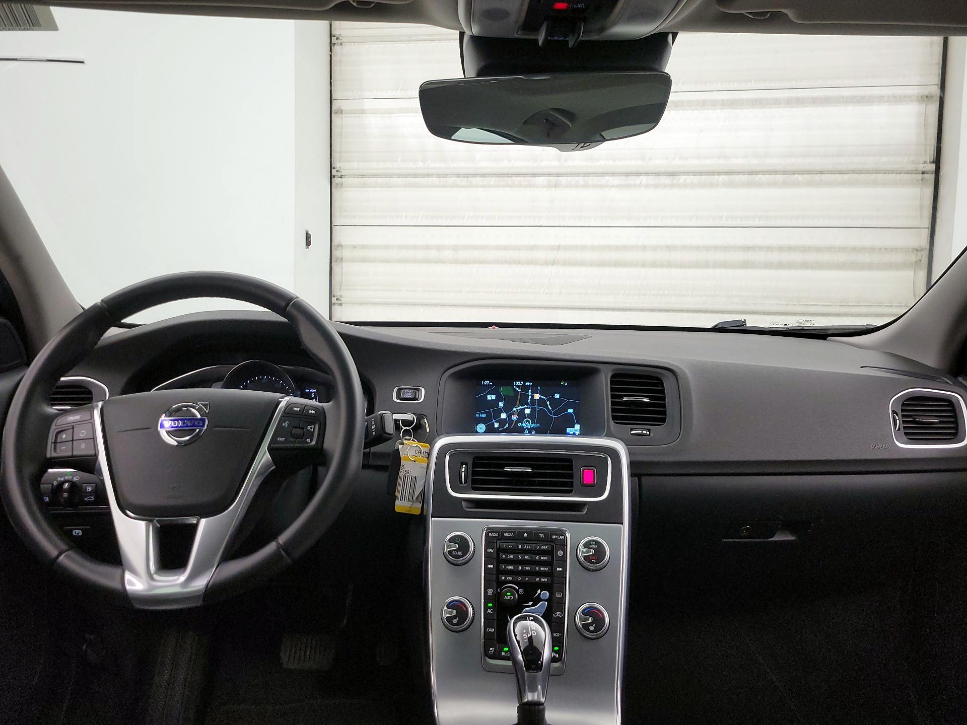 Thumbnail: 2017 Volvo S60 - 9