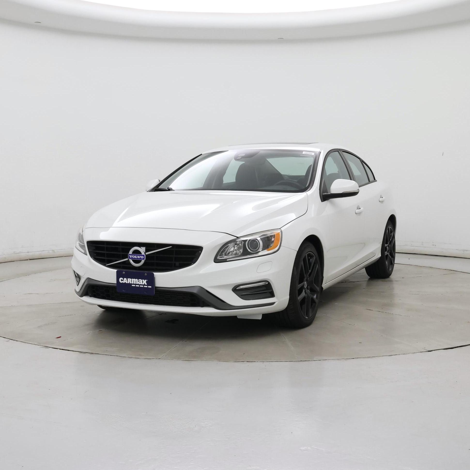 Thumbnail: 2017 Volvo S60 - 4