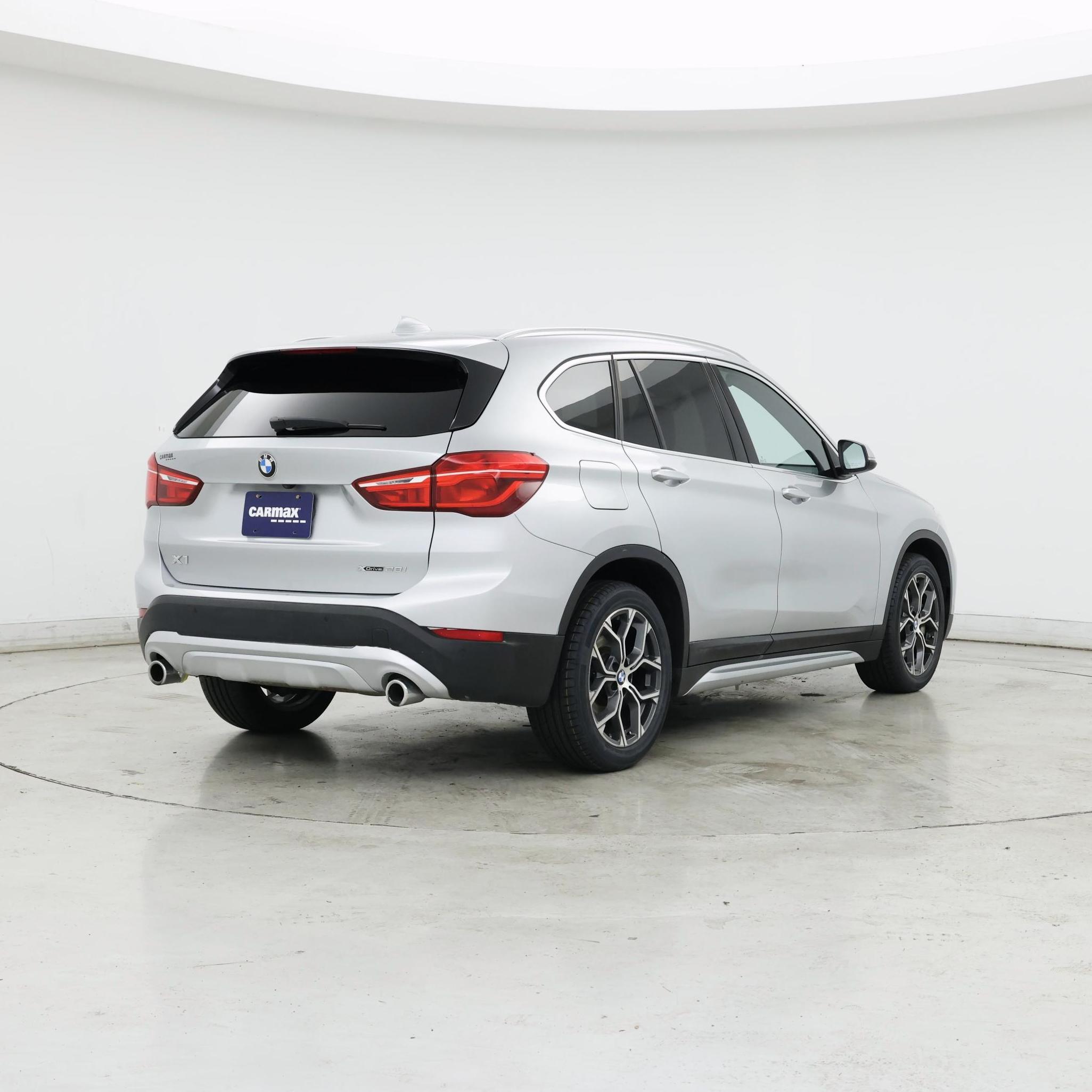 Thumbnail: 2021 BMW X1 - 8