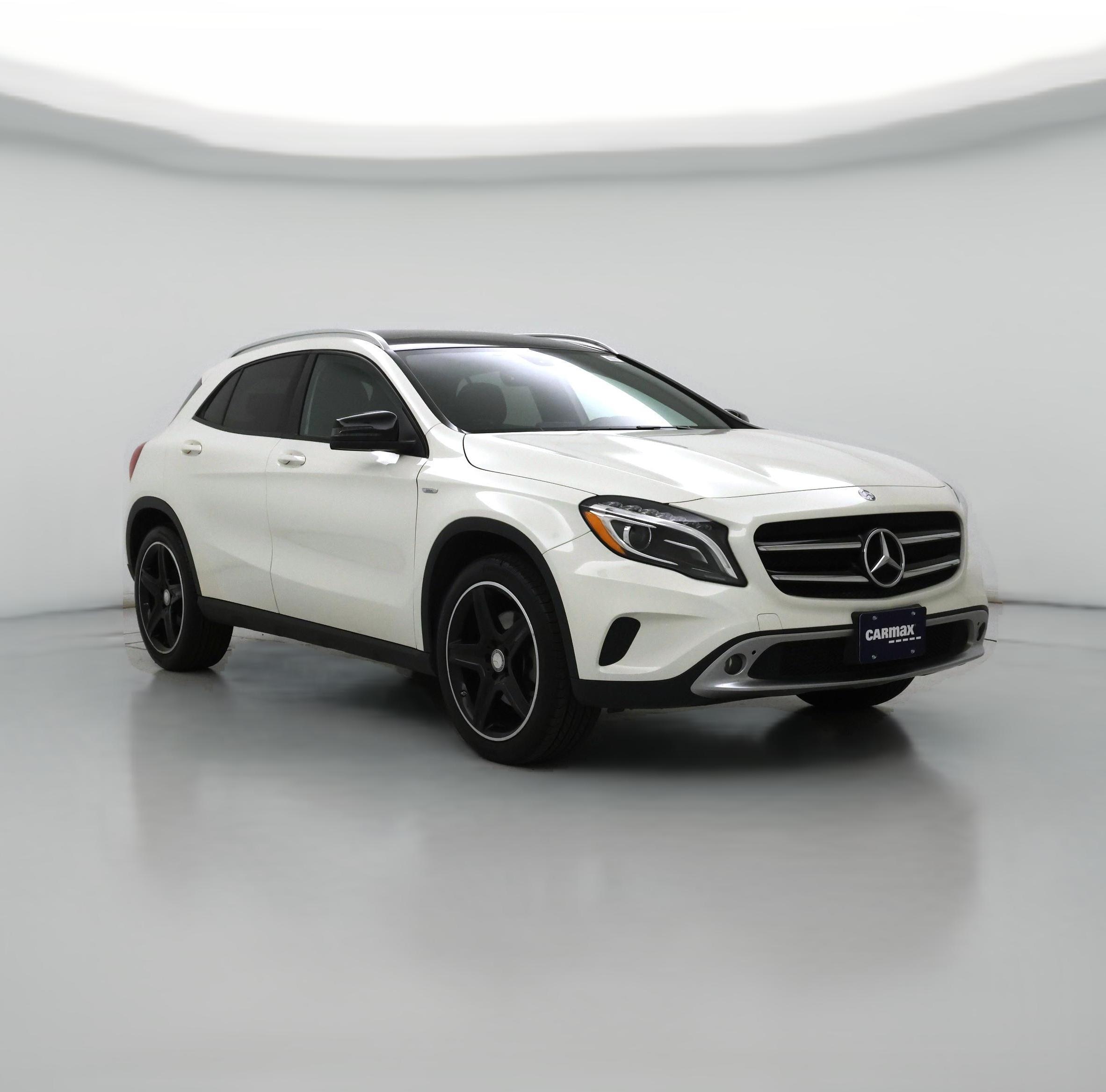 Thumbnail: 2015 Mercedes-Benz GLA - 1