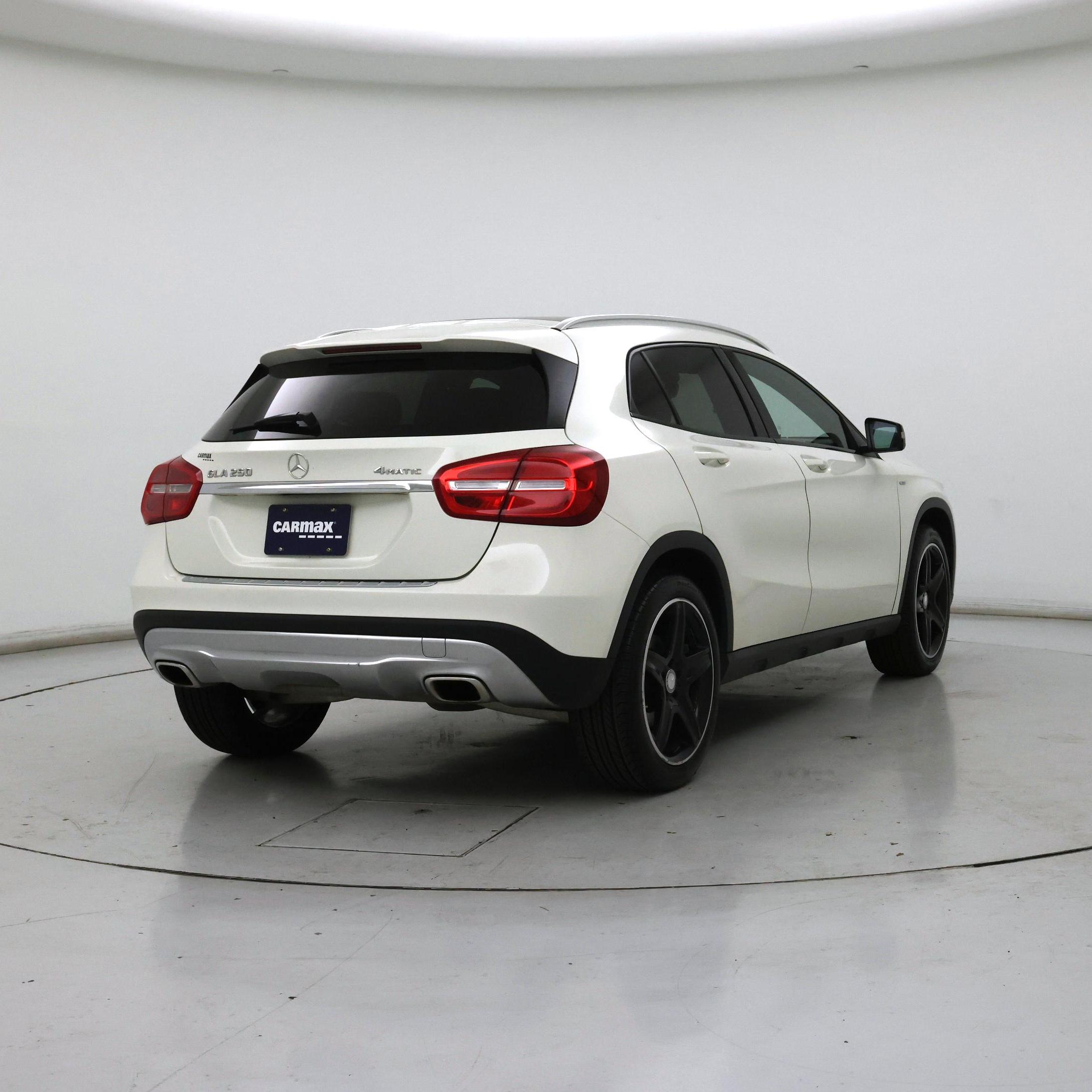 Thumbnail: 2015 Mercedes-Benz GLA - 8