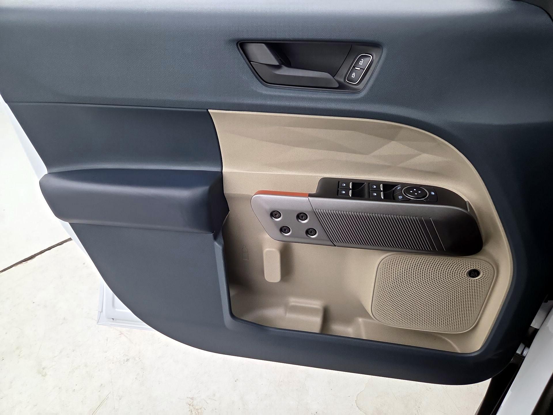 Thumbnail: 2025 Ford Maverick - 12