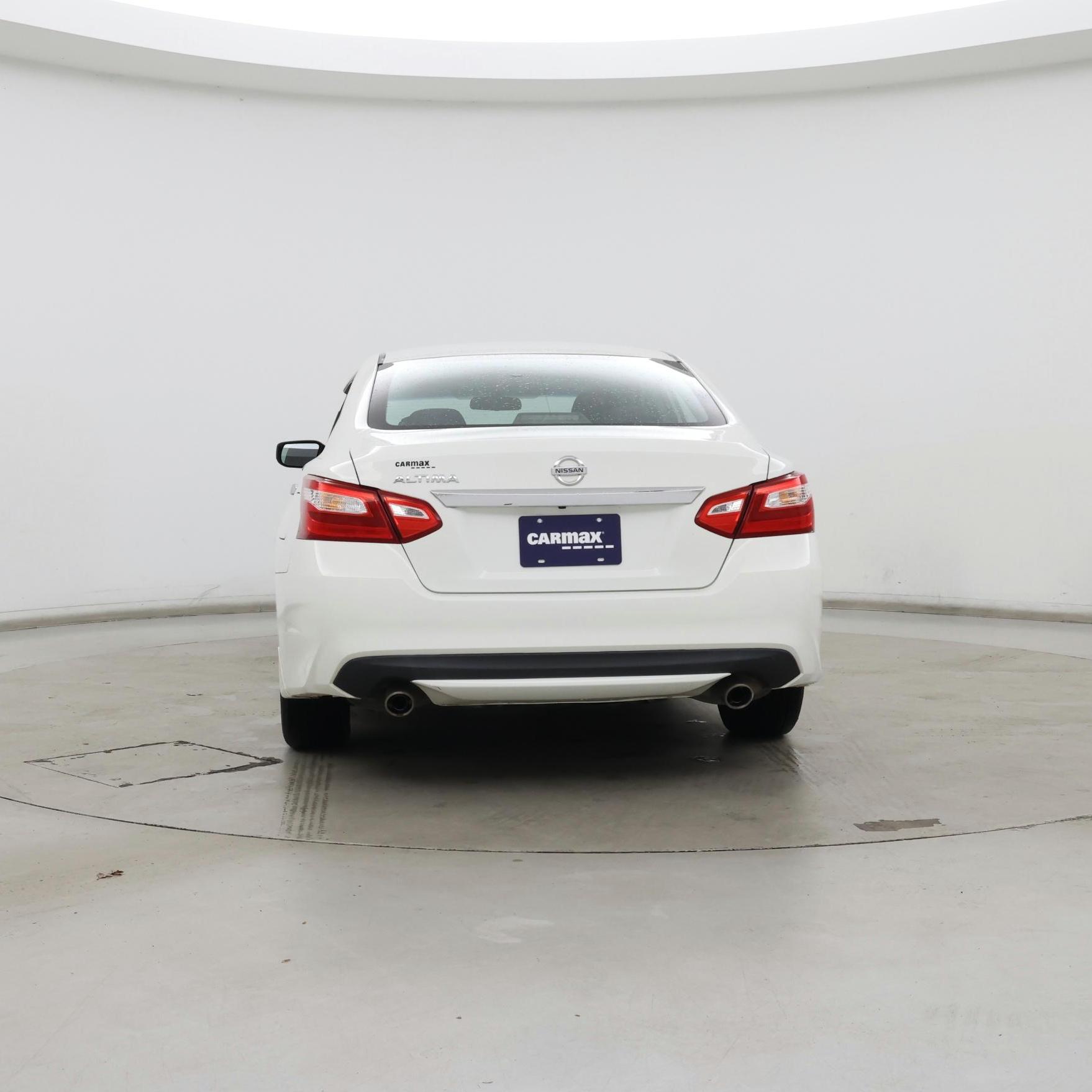 Thumbnail: 2016 Nissan Altima - 6