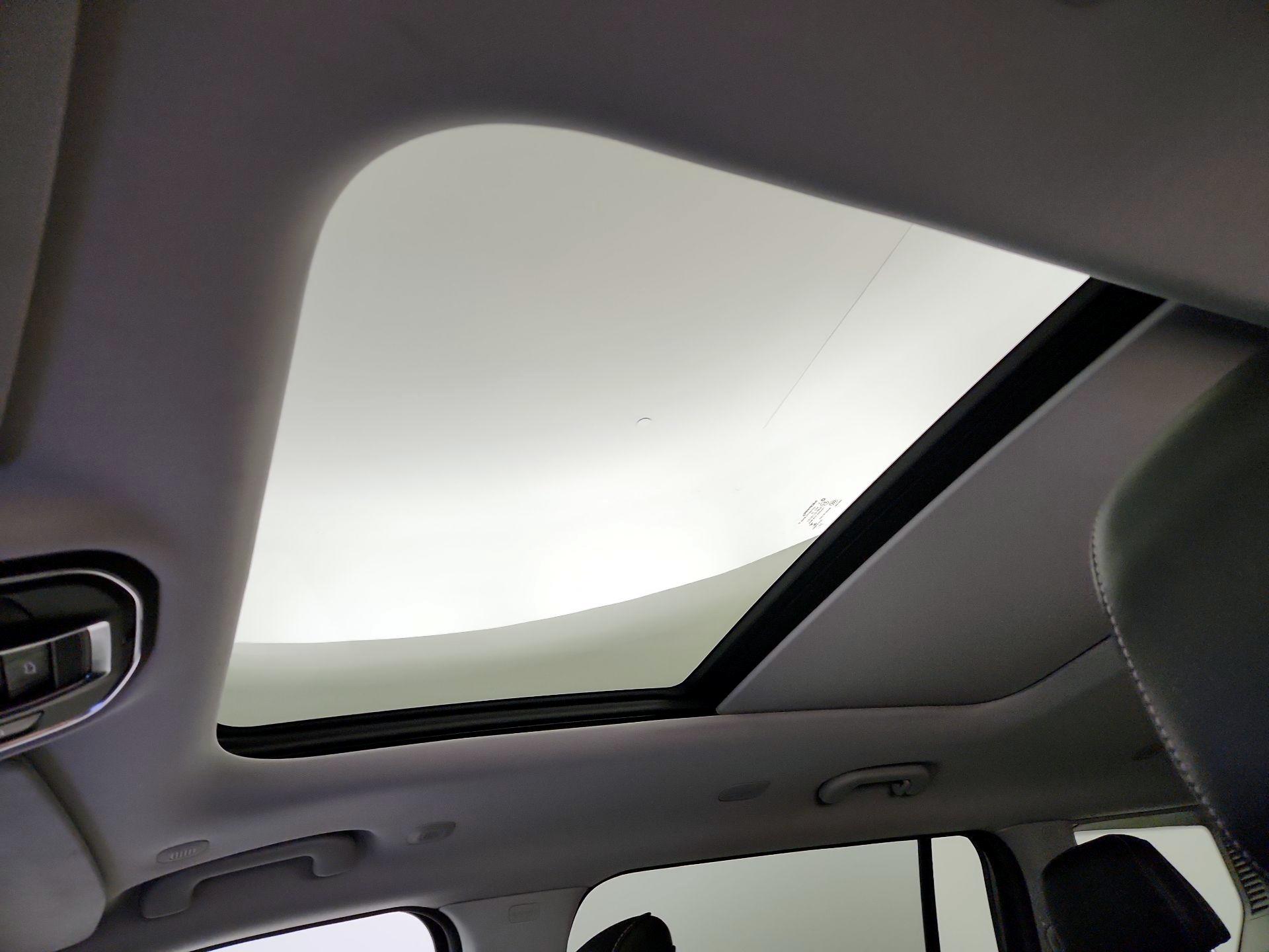 Thumbnail: 2023 Jeep Grand Cherokee L - 20