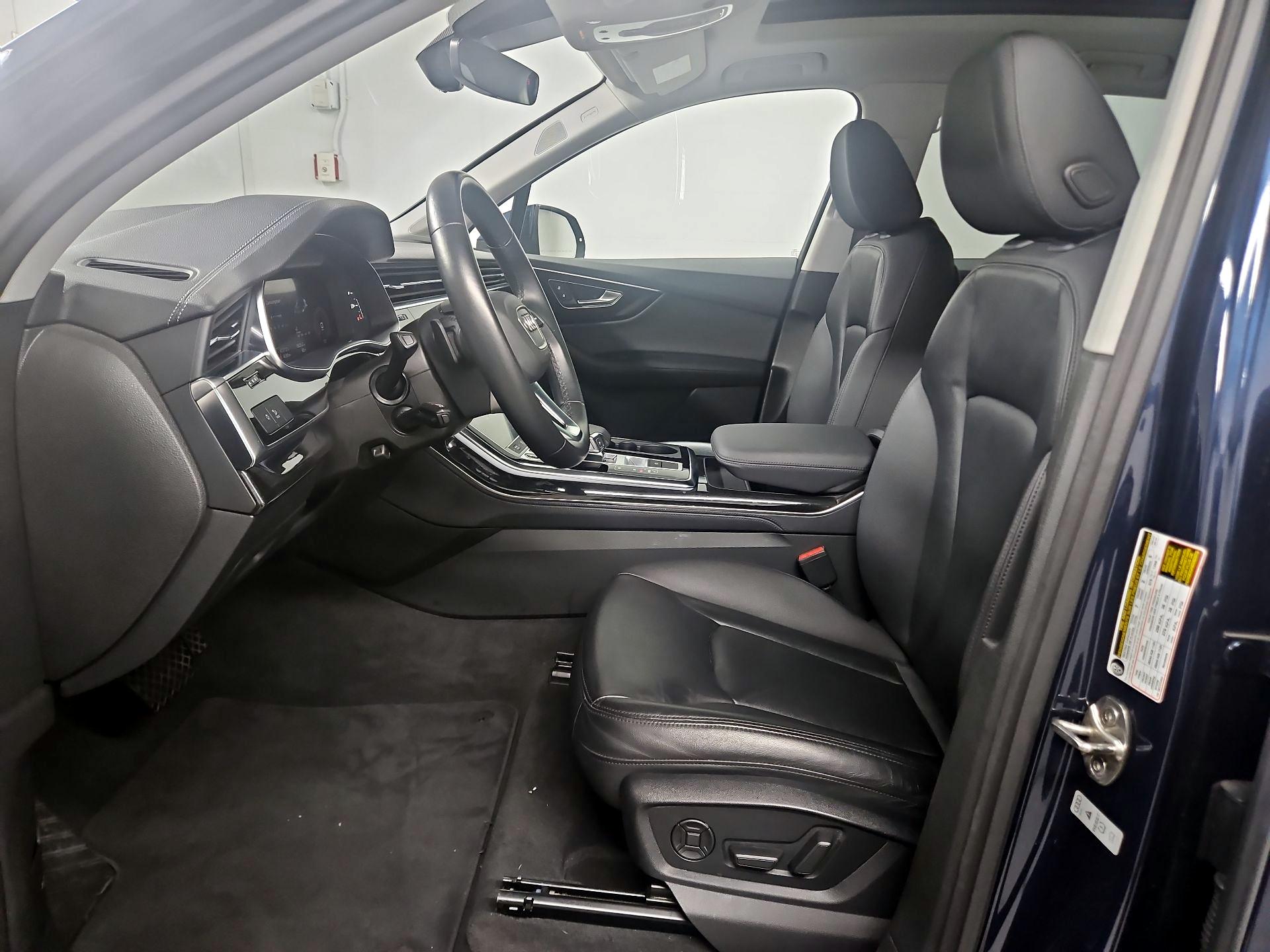 Thumbnail: 2023 Audi Q7 - 11