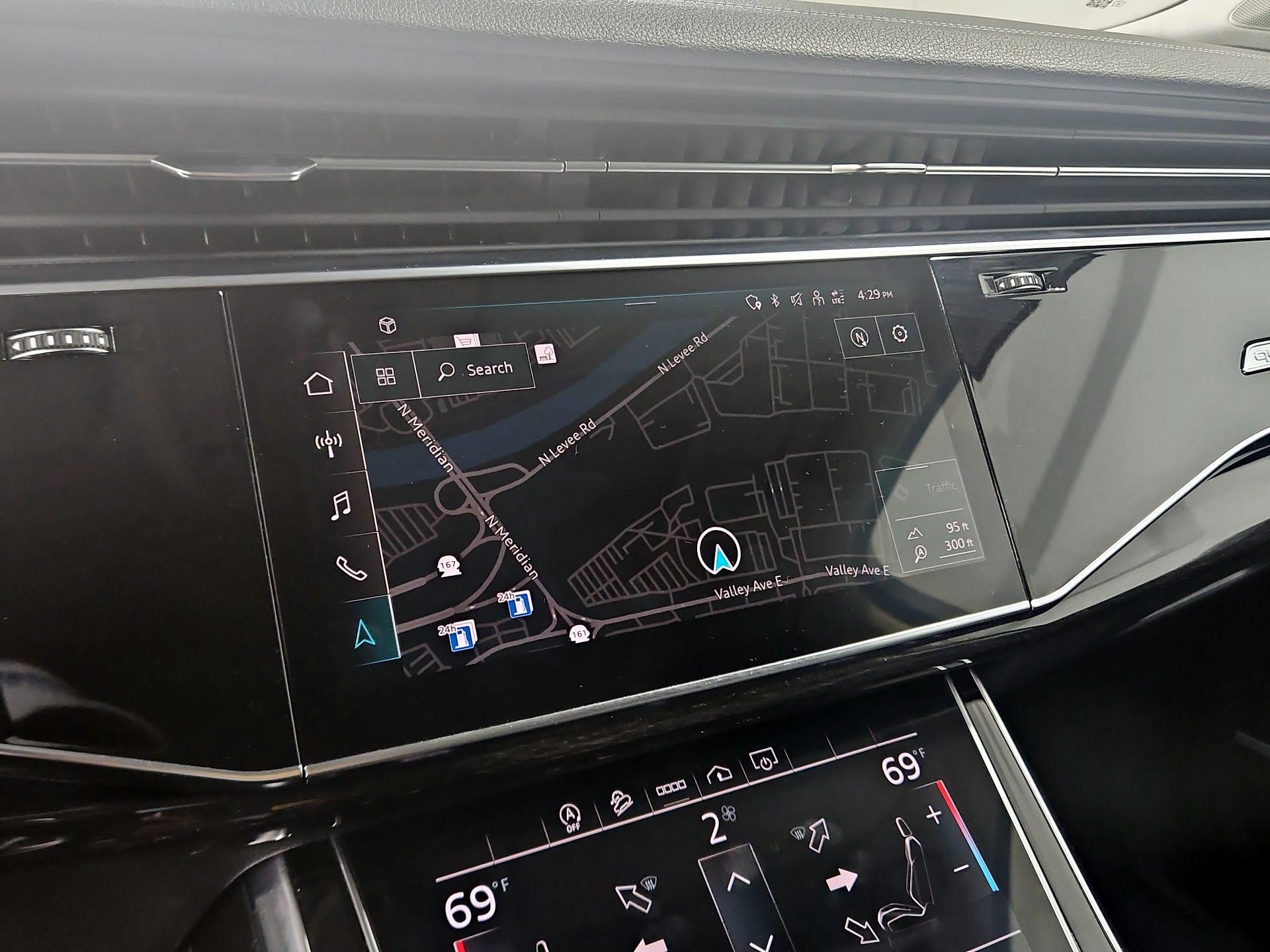 Thumbnail: 2023 Audi Q7 - 14