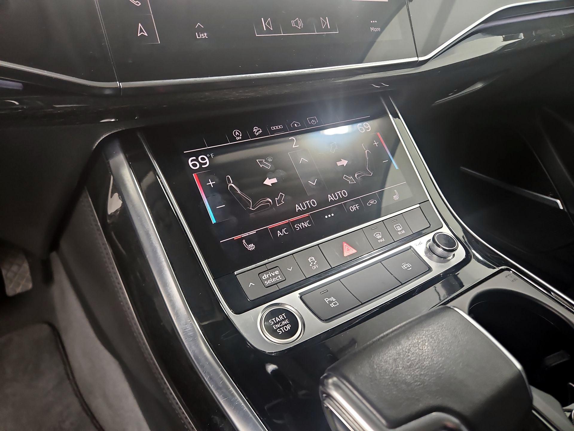 Thumbnail: 2023 Audi Q7 - 17