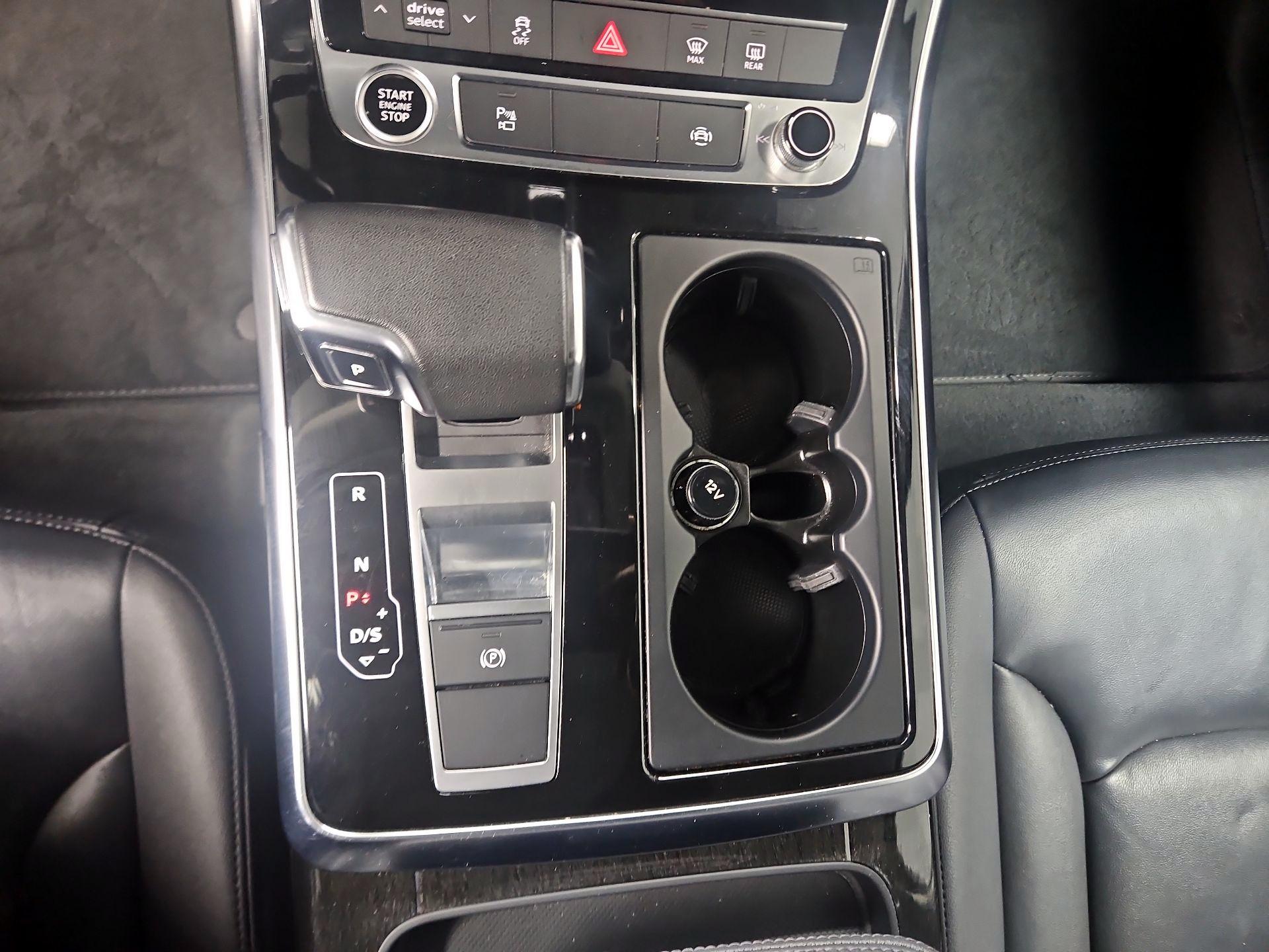 Thumbnail: 2023 Audi Q7 - 18