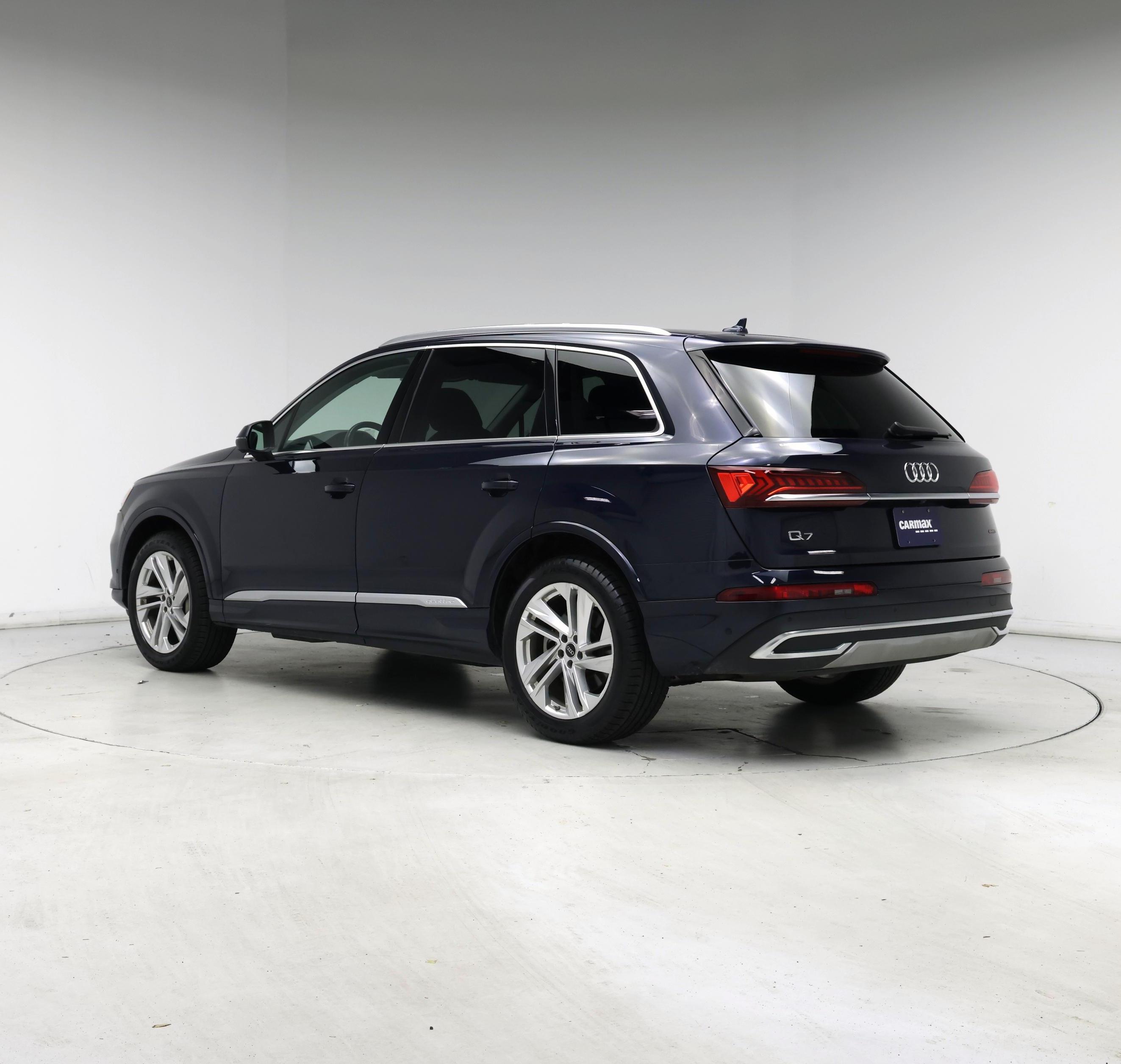 Thumbnail: 2023 Audi Q7 - 2