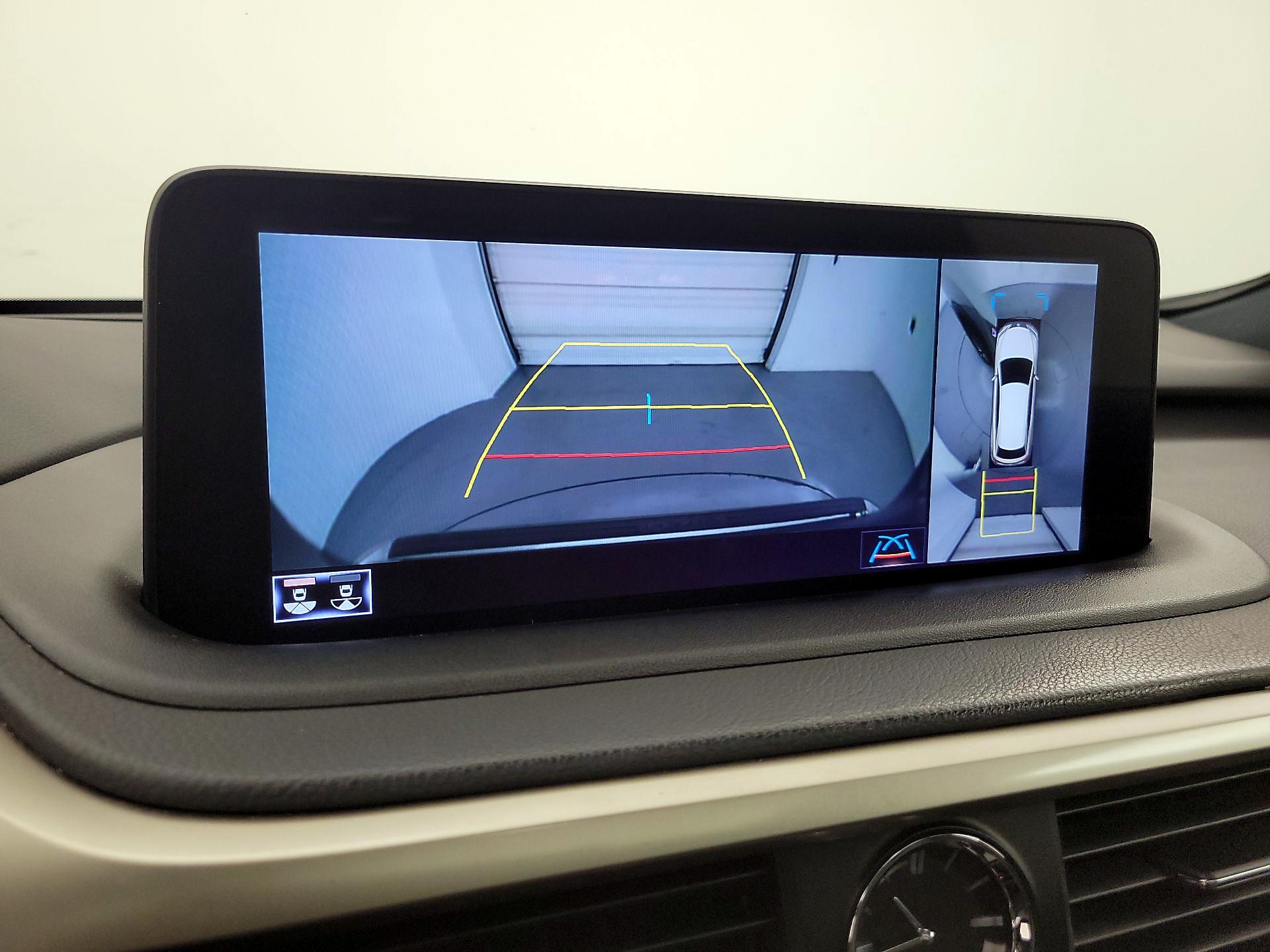 Thumbnail: 2020 Lexus RX - 15