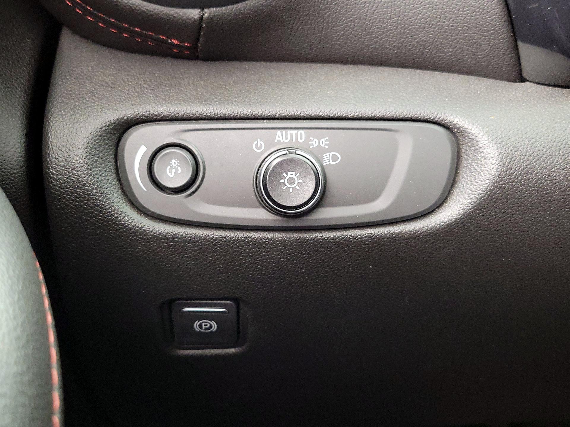 Thumbnail: 2022 Chevrolet Blazer - 13