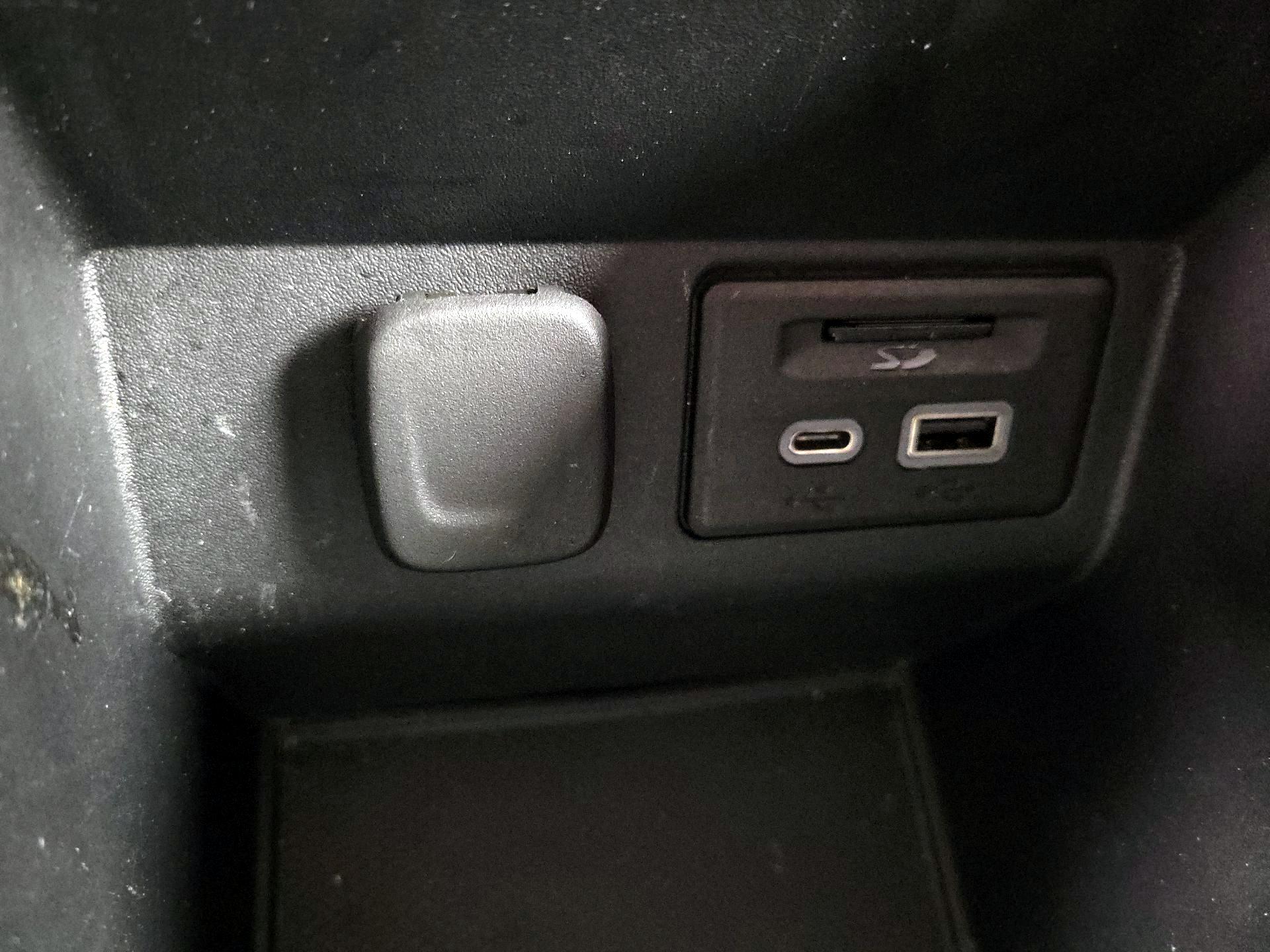 Thumbnail: 2022 Chevrolet Blazer - 18