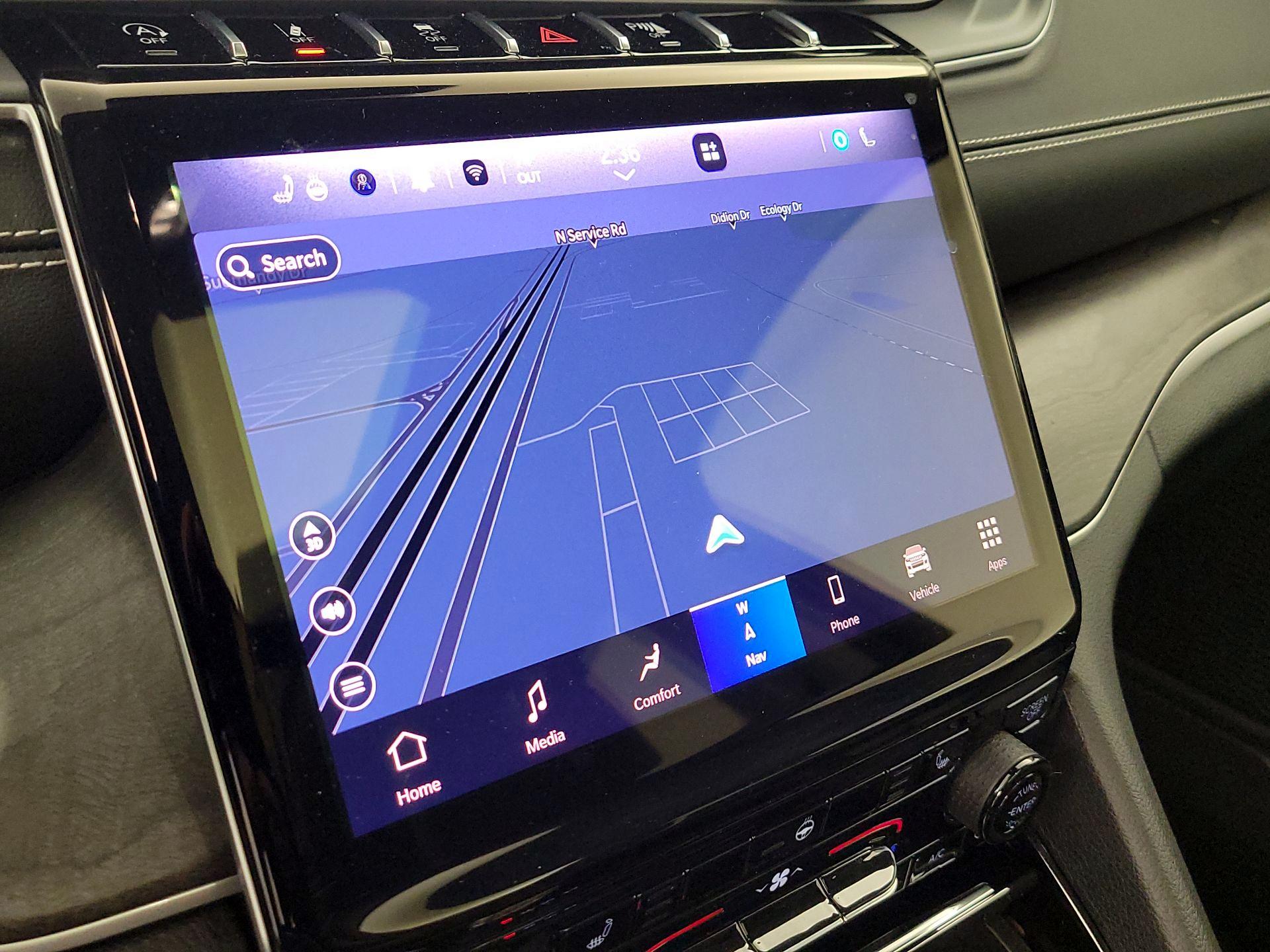 Thumbnail: 2023 Jeep Grand Cherokee - 14