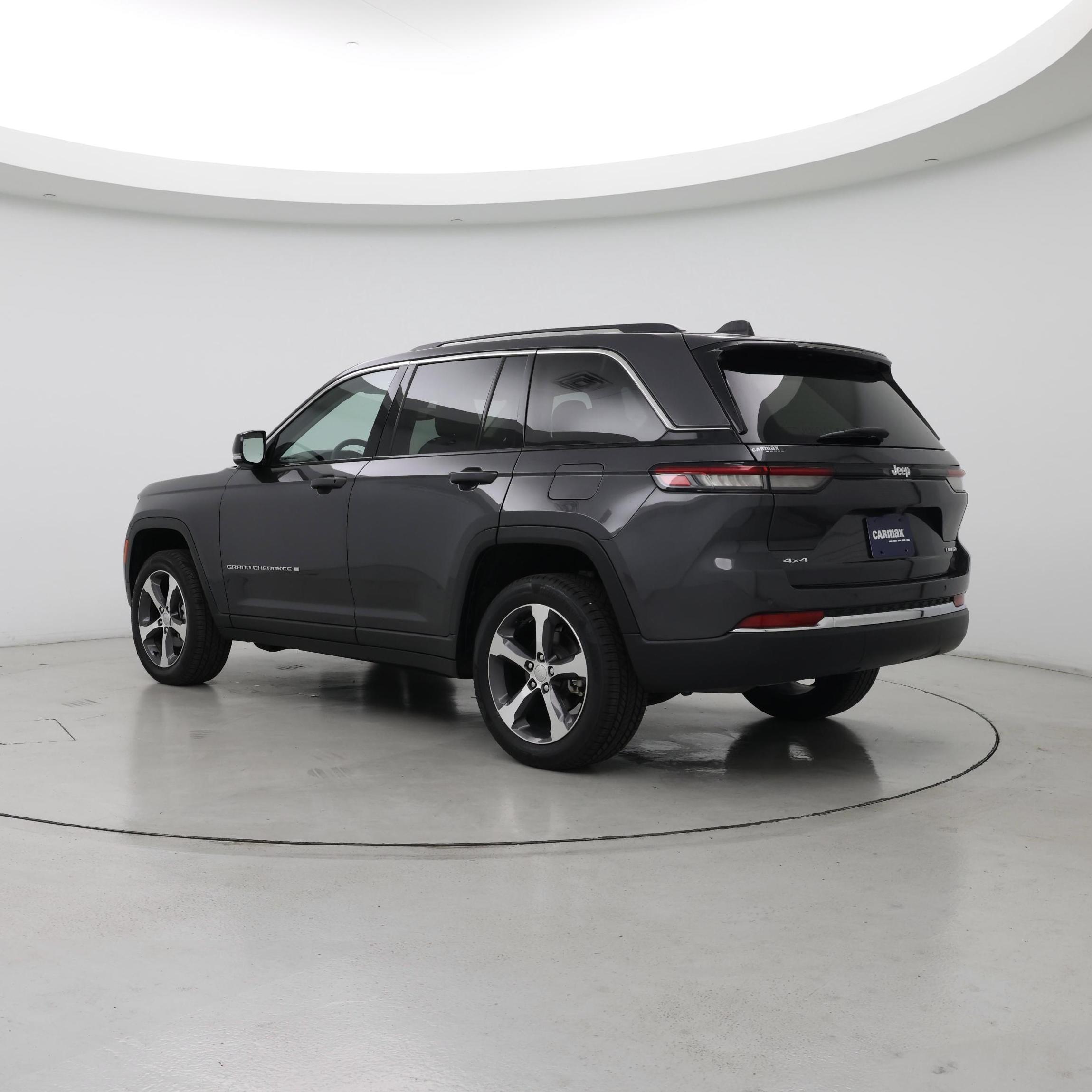 Thumbnail: 2023 Jeep Grand Cherokee - 2