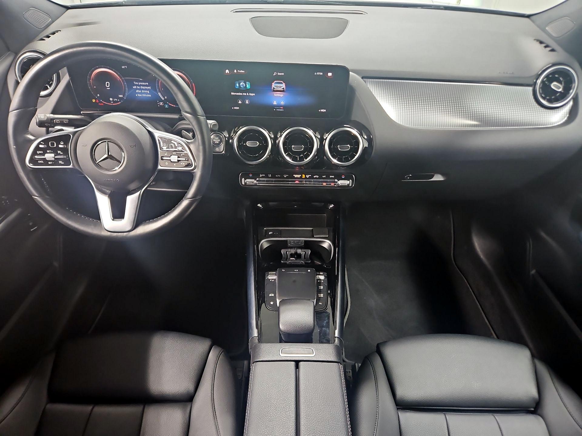 Thumbnail: 2023 Mercedes-Benz GLA - 9