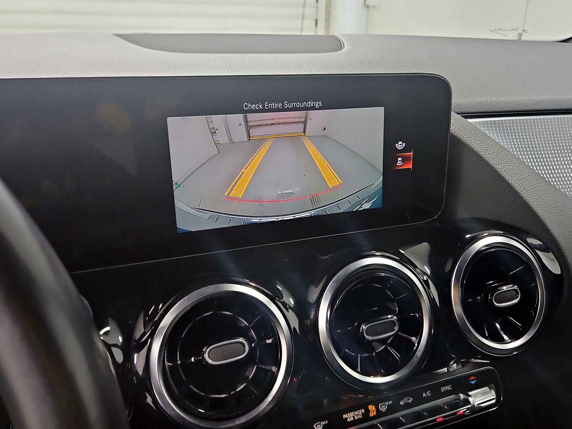 Thumbnail: 2023 Mercedes-Benz GLA - 14