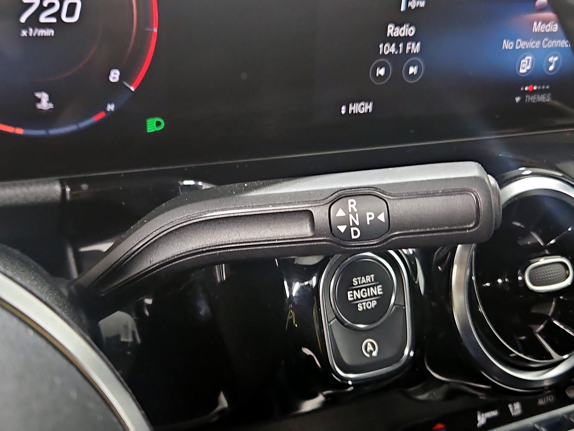 Thumbnail: 2023 Mercedes-Benz GLA - 17