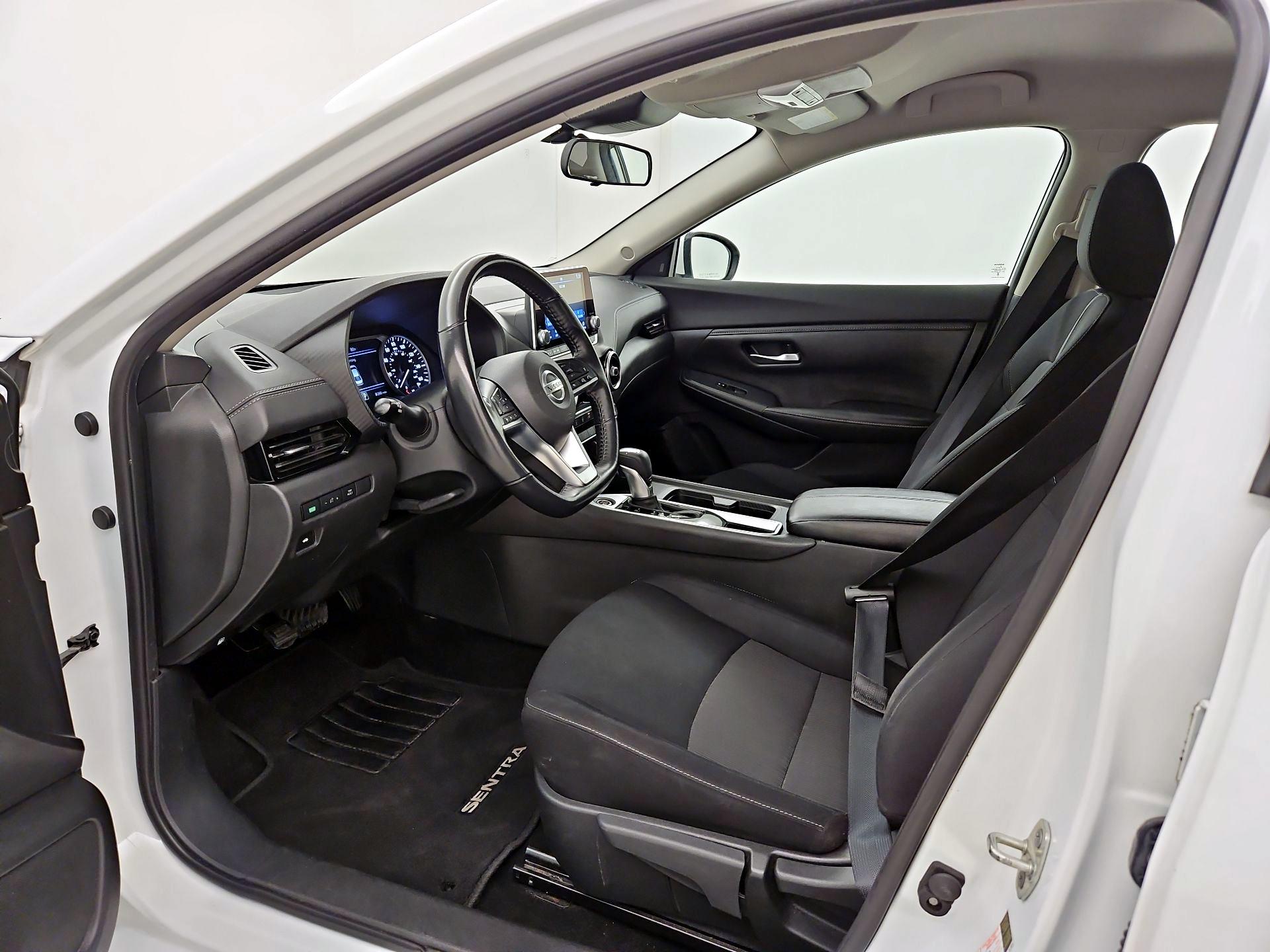 Thumbnail: 2022 Nissan Sentra - 11