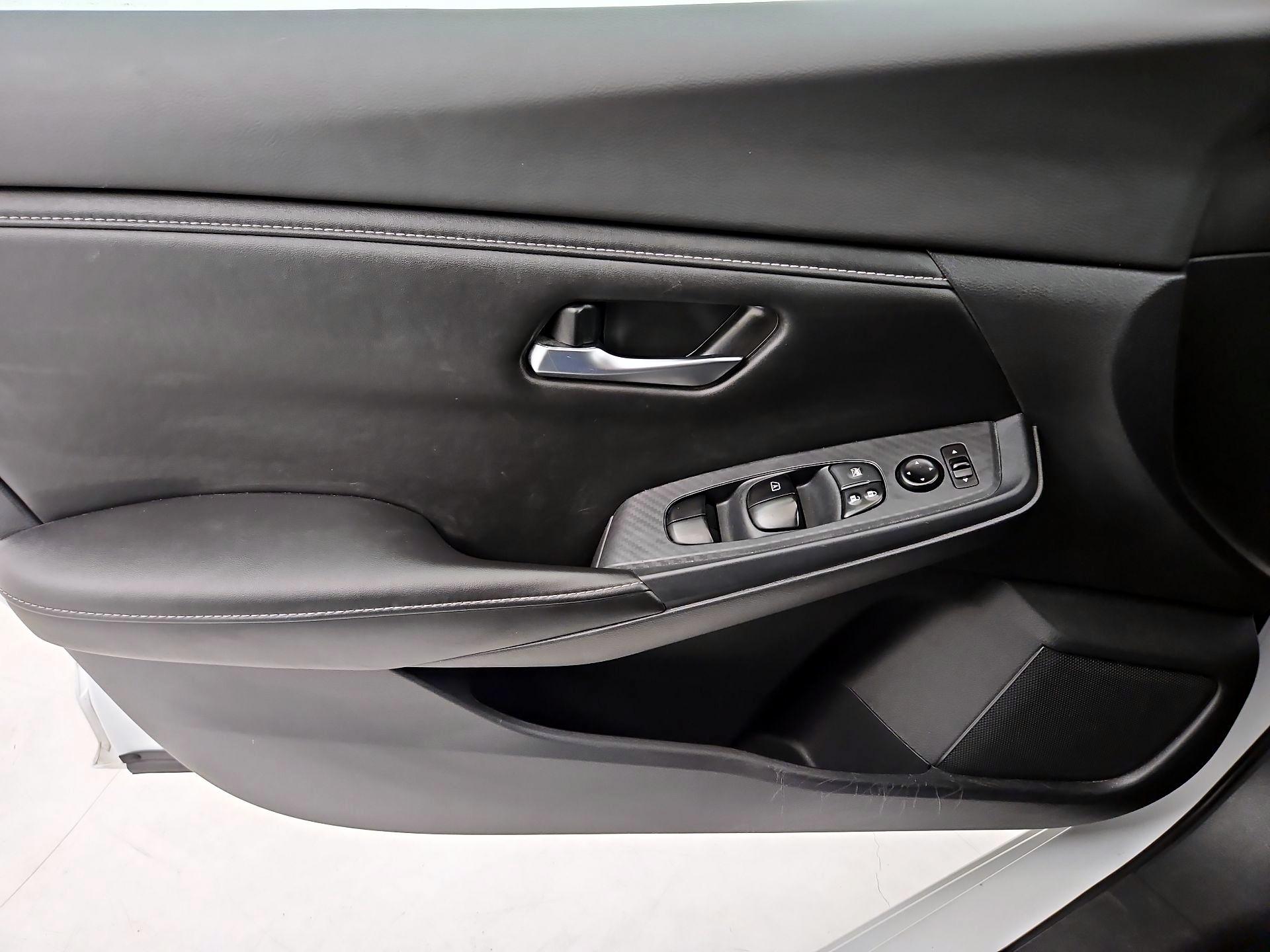 Thumbnail: 2022 Nissan Sentra - 12