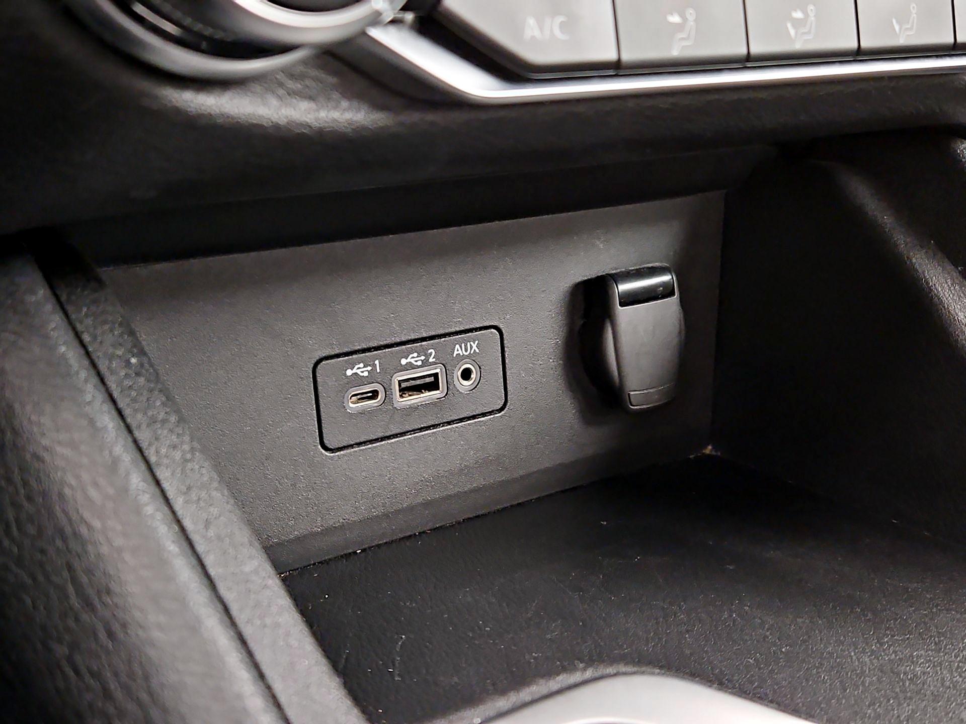 Thumbnail: 2022 Nissan Sentra - 18