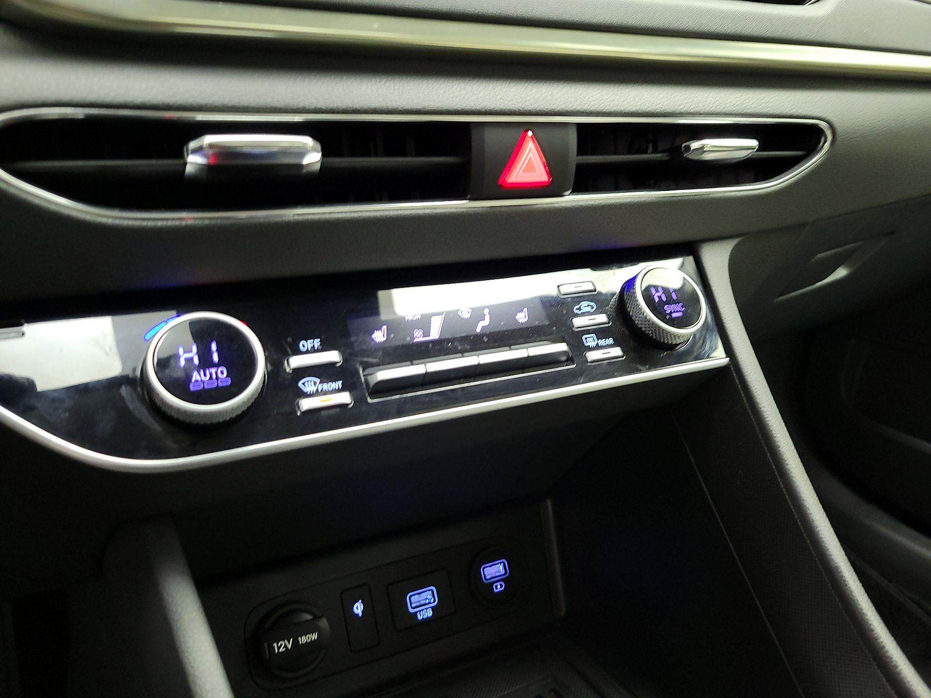 Thumbnail: 2023 Hyundai Sonata - 15