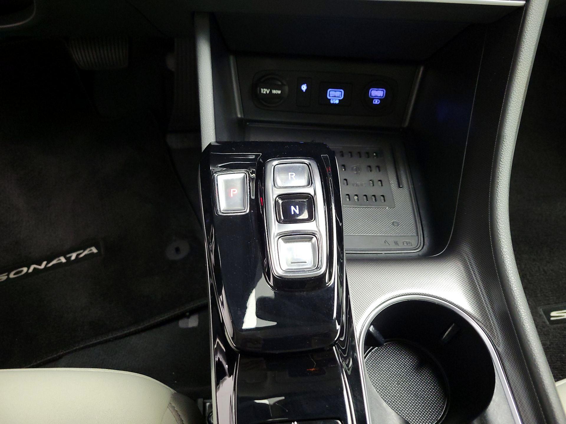 Thumbnail: 2023 Hyundai Sonata - 16