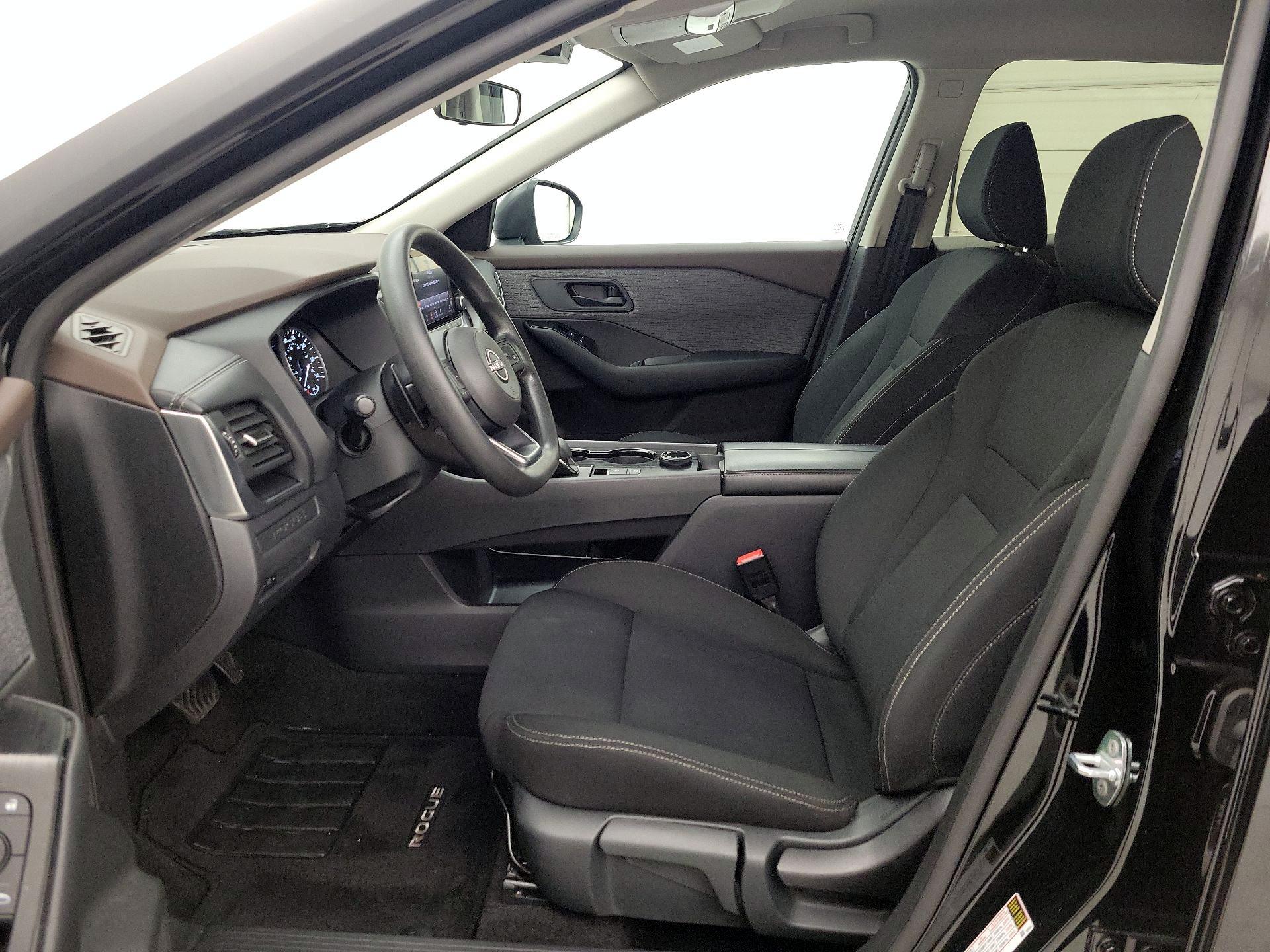 Thumbnail: 2023 Nissan Rogue - 11