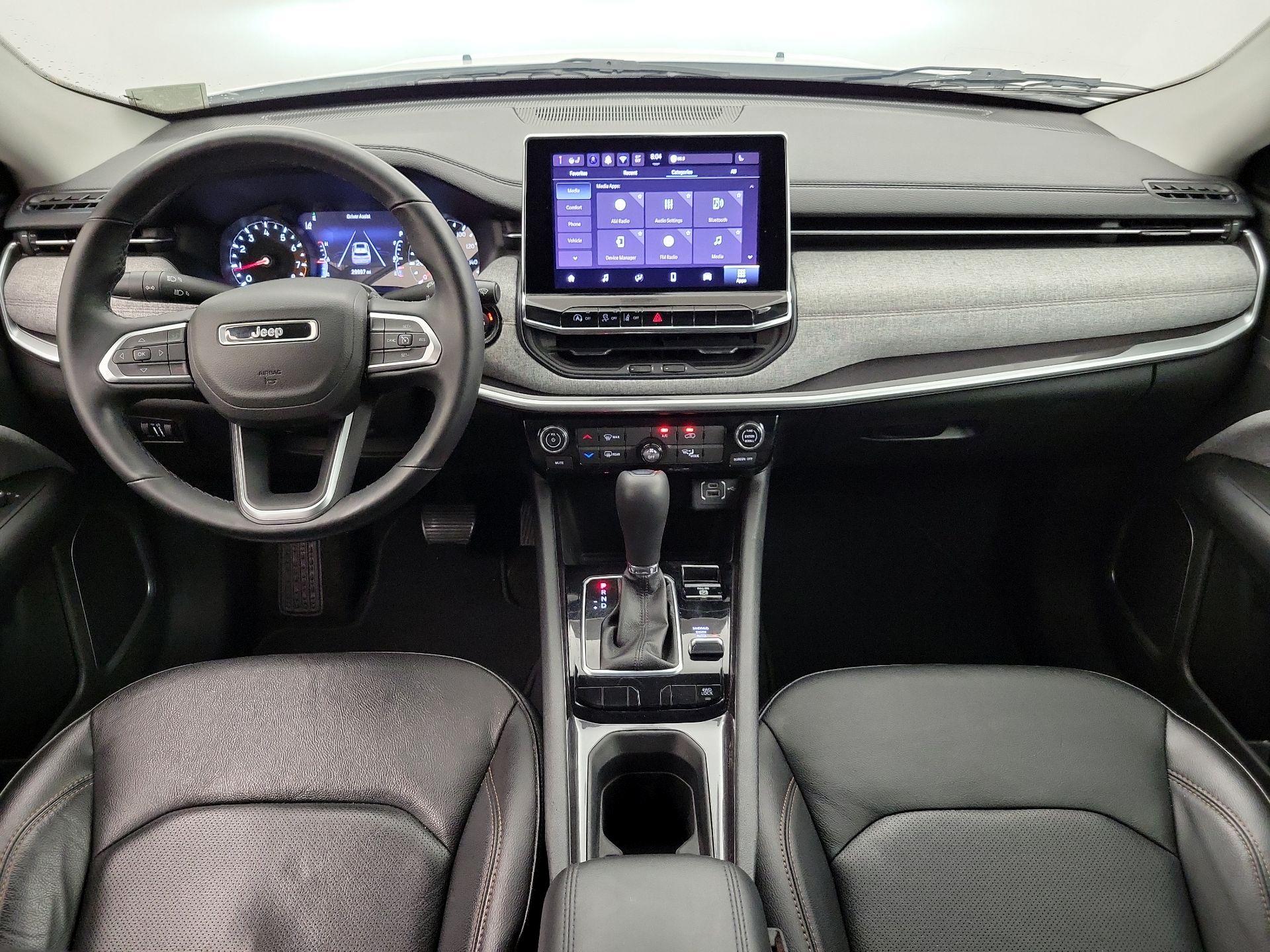 Thumbnail: 2022 Jeep Compass - 9