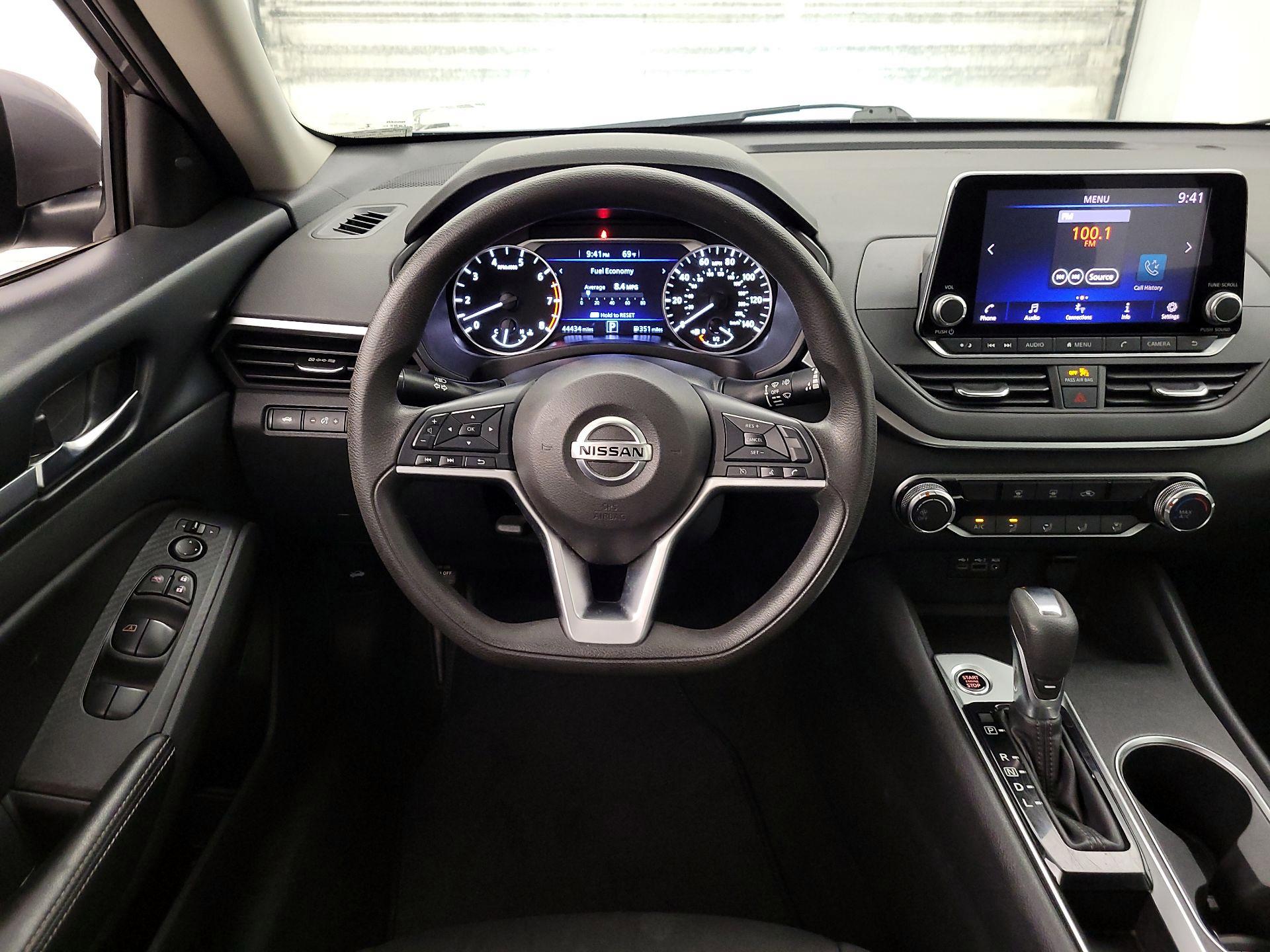 Thumbnail: 2022 Nissan Altima - 10