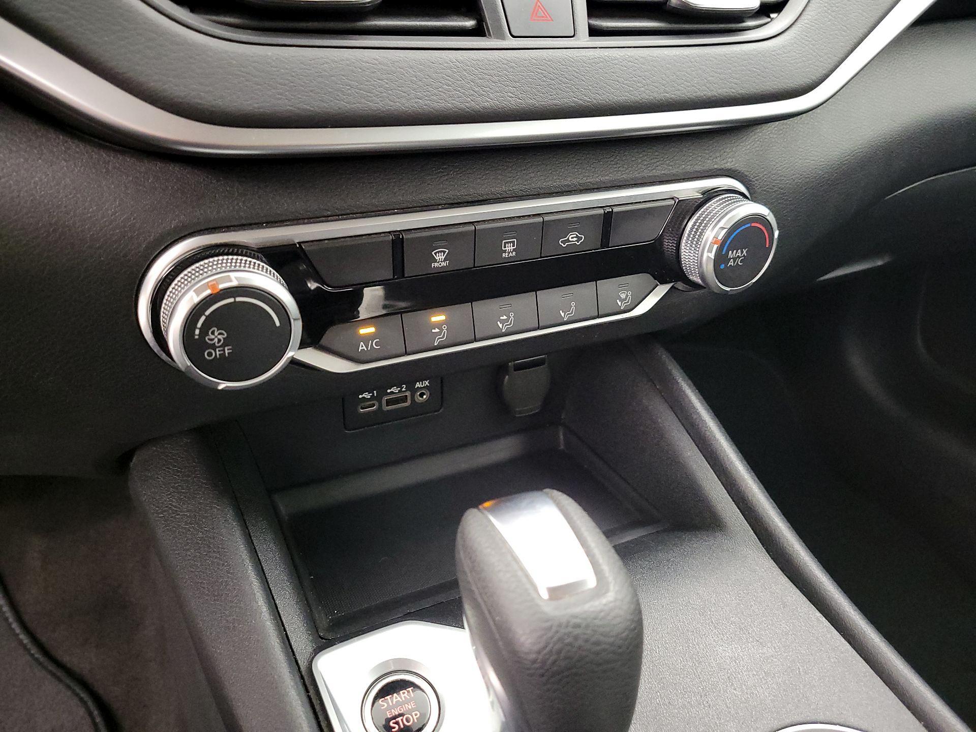 Thumbnail: 2022 Nissan Altima - 16