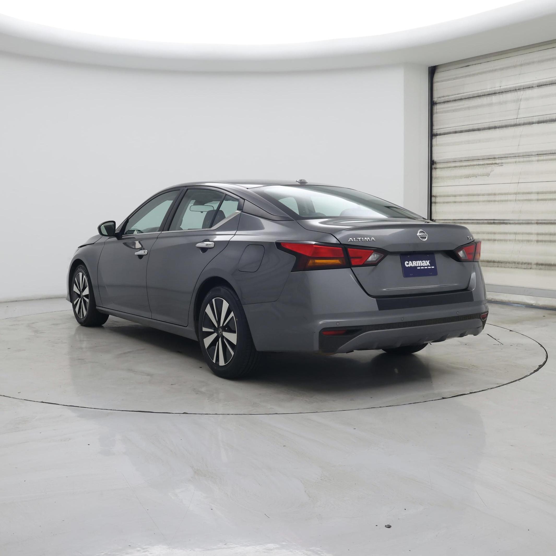 Thumbnail: 2022 Nissan Altima - 2