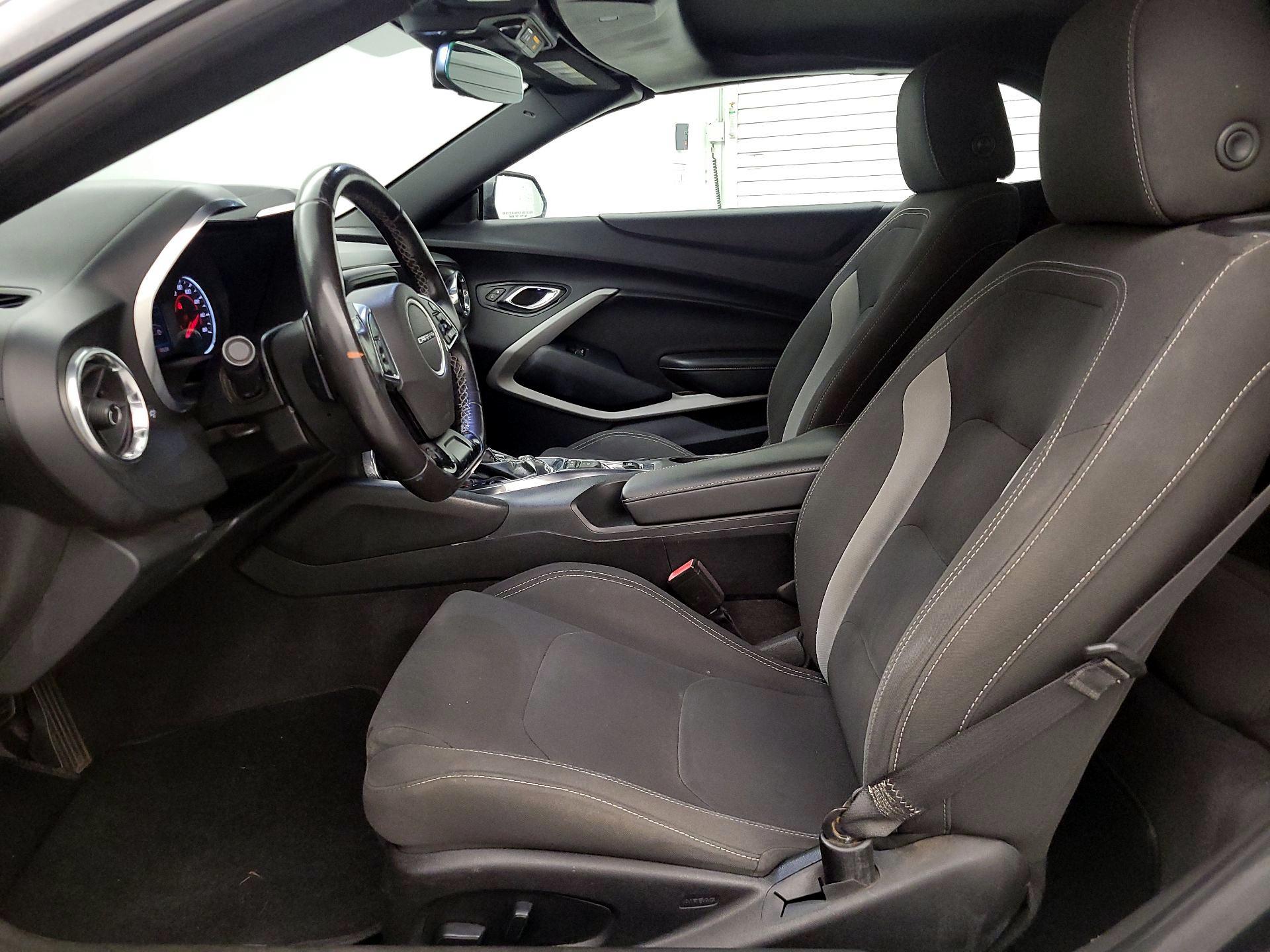 Thumbnail: 2020 Chevrolet Camaro - 11