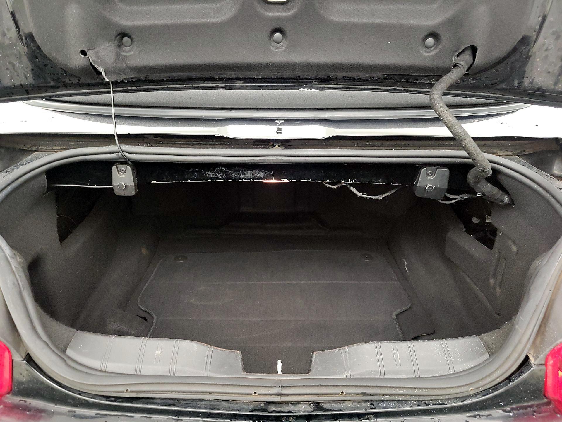 Thumbnail: 2020 Chevrolet Camaro - 18