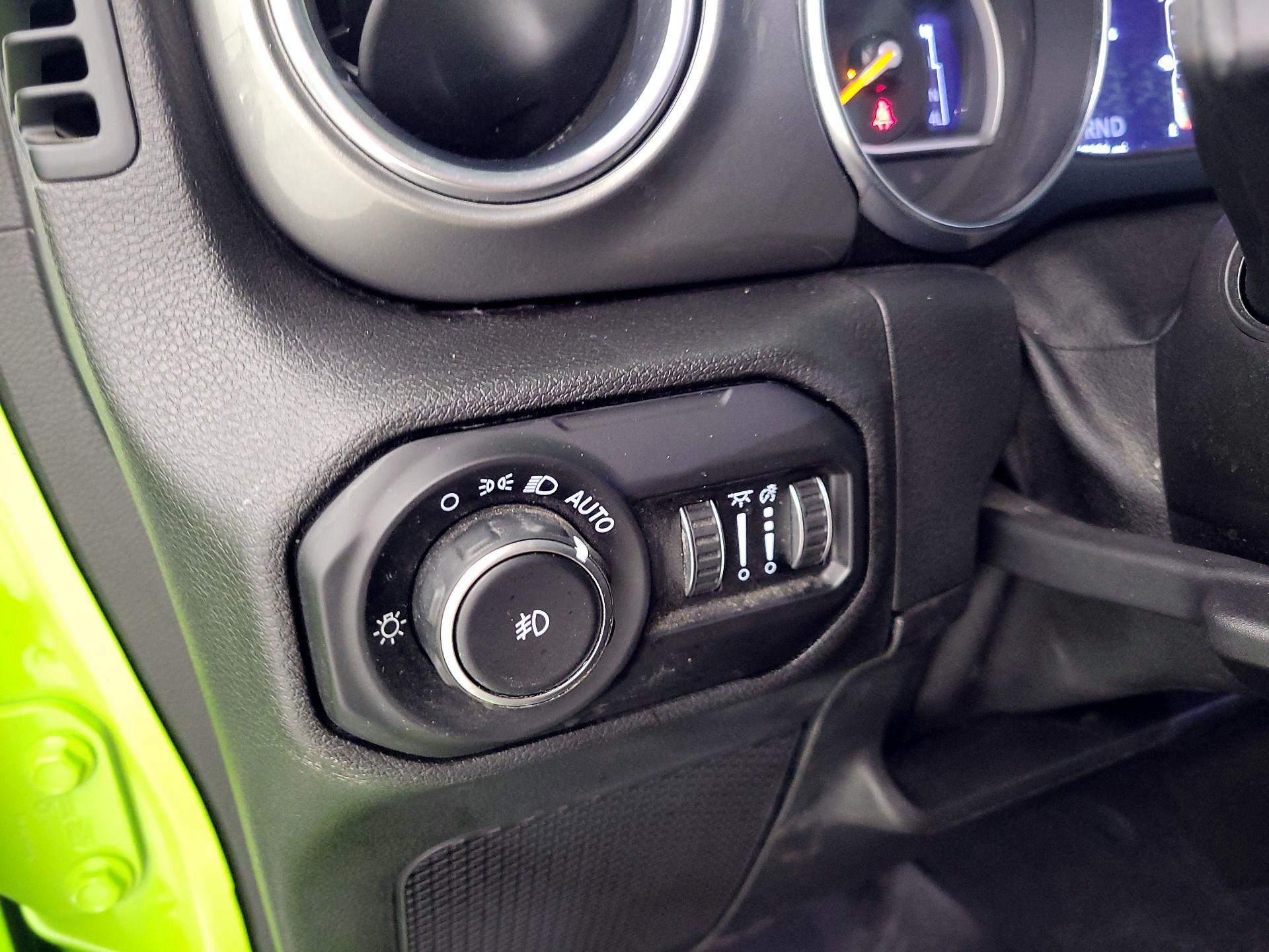 Thumbnail: 2021 Jeep Wrangler - 13