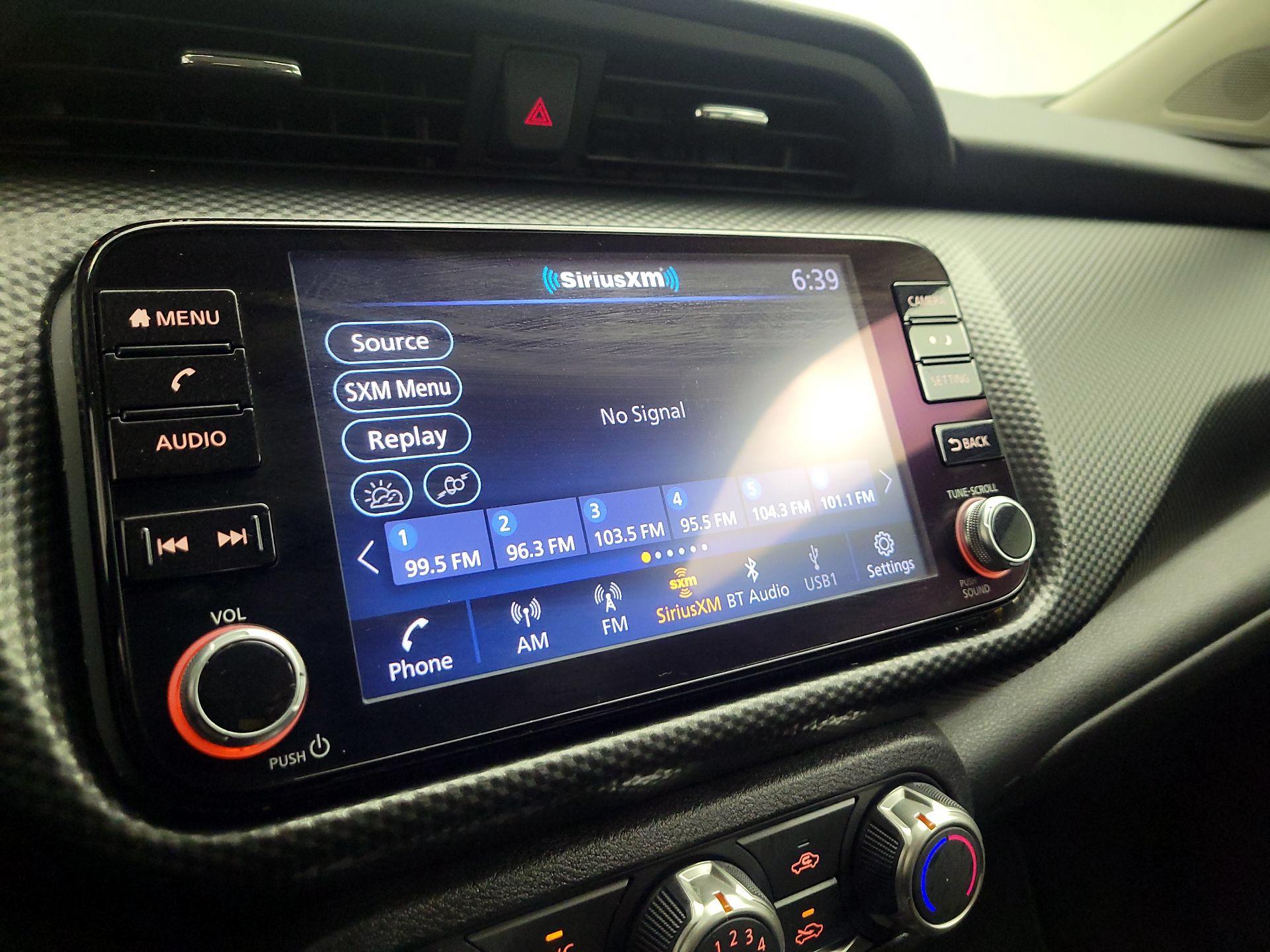 Thumbnail: 2023 Nissan Kicks - 14