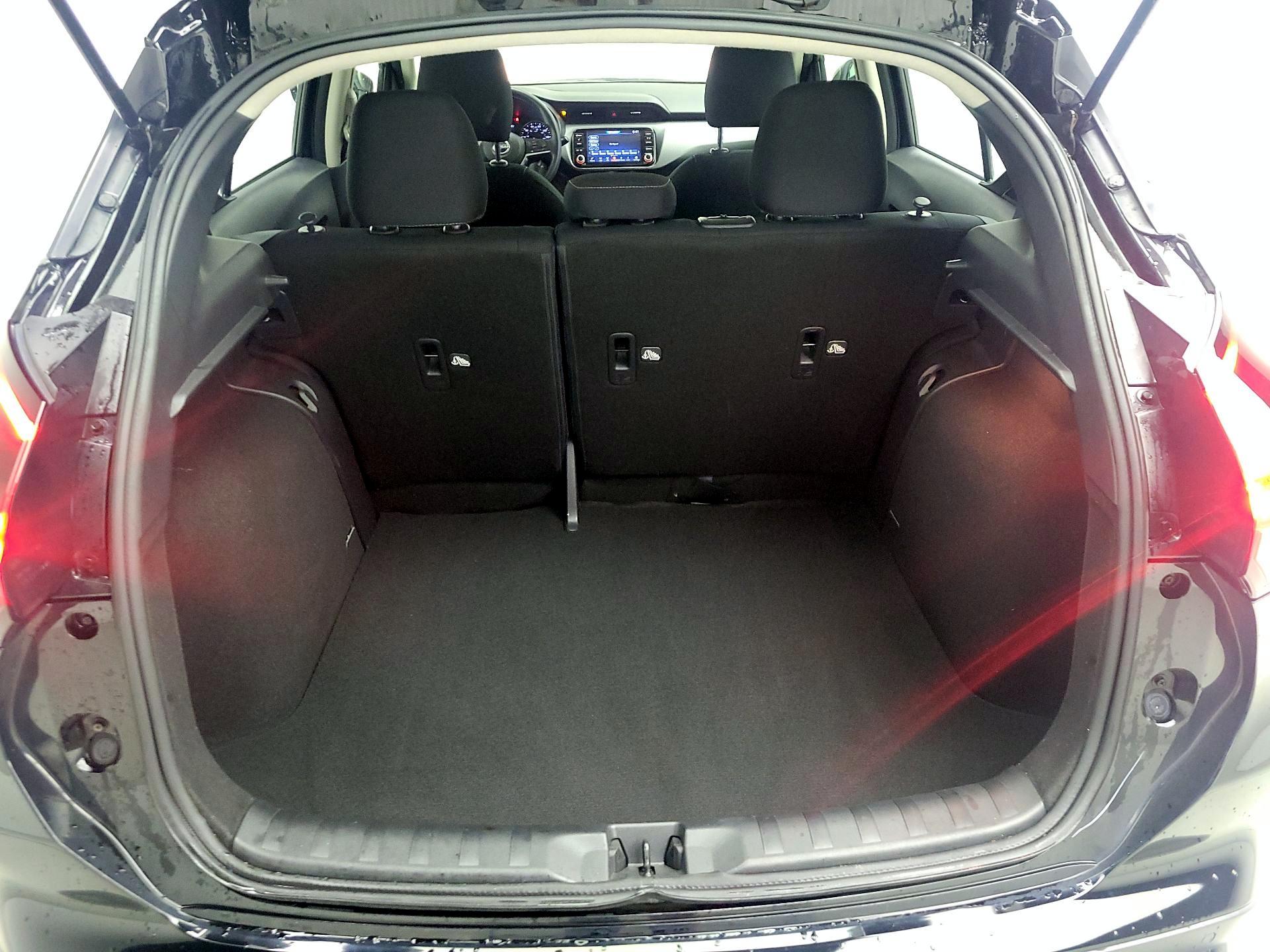 Thumbnail: 2023 Nissan Kicks - 18