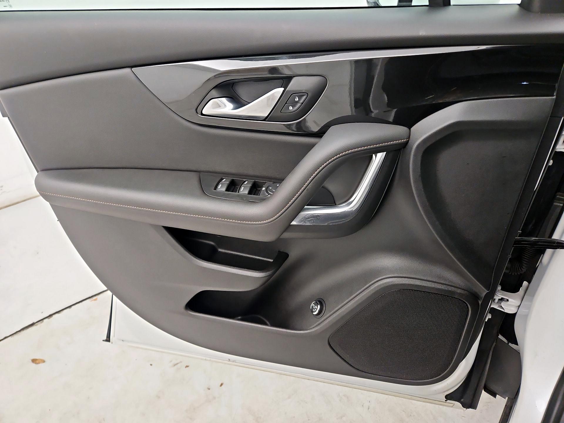 Thumbnail: 2022 Chevrolet Blazer - 12